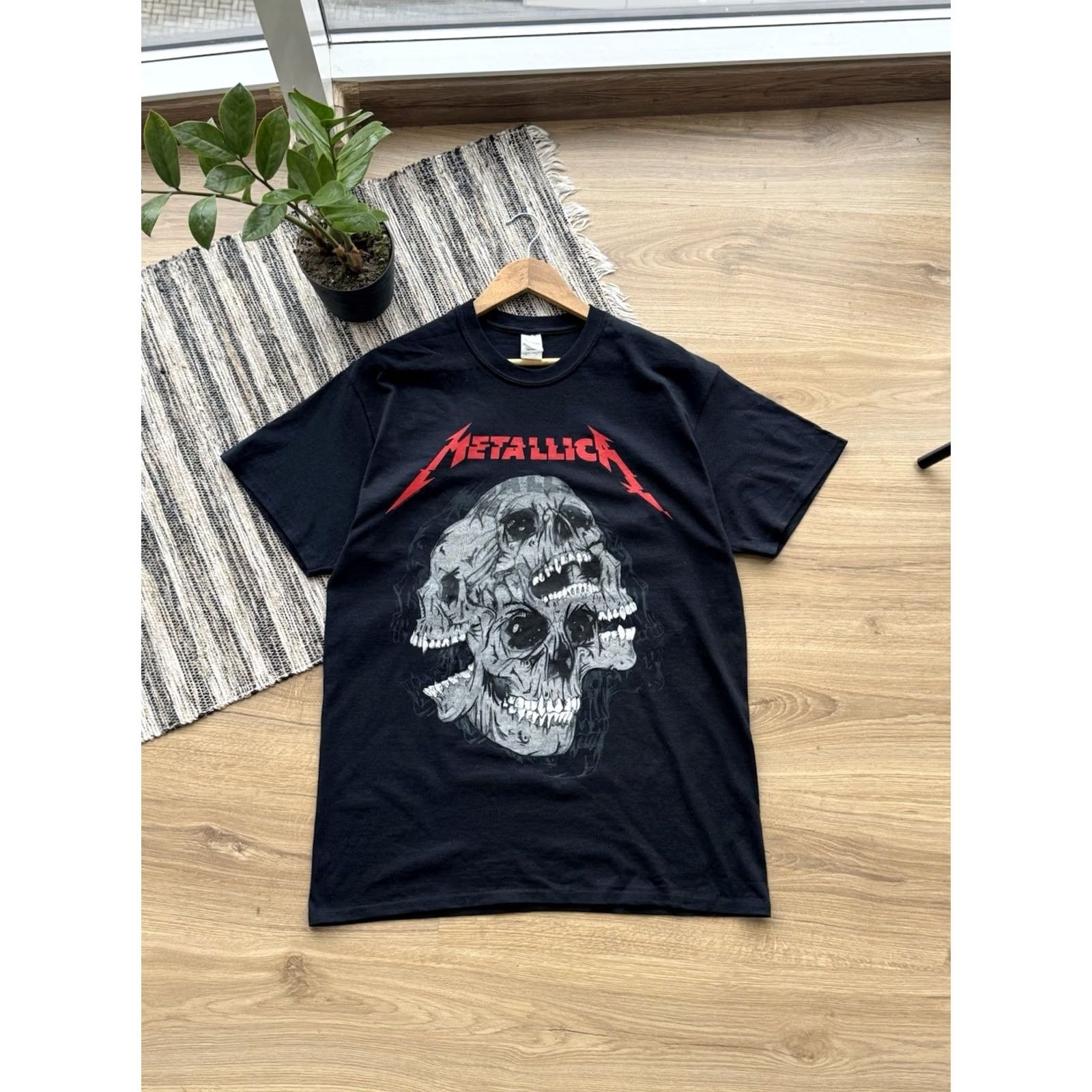 Vintage VINTAGE Metallica T-SHIRT Mens Size L Black Short Sleeve Graphic Print Rock Band USA 90s Decade Vintage Clothes Mens Size US L / EU 52-54 / 3 - 2 Thumbnail