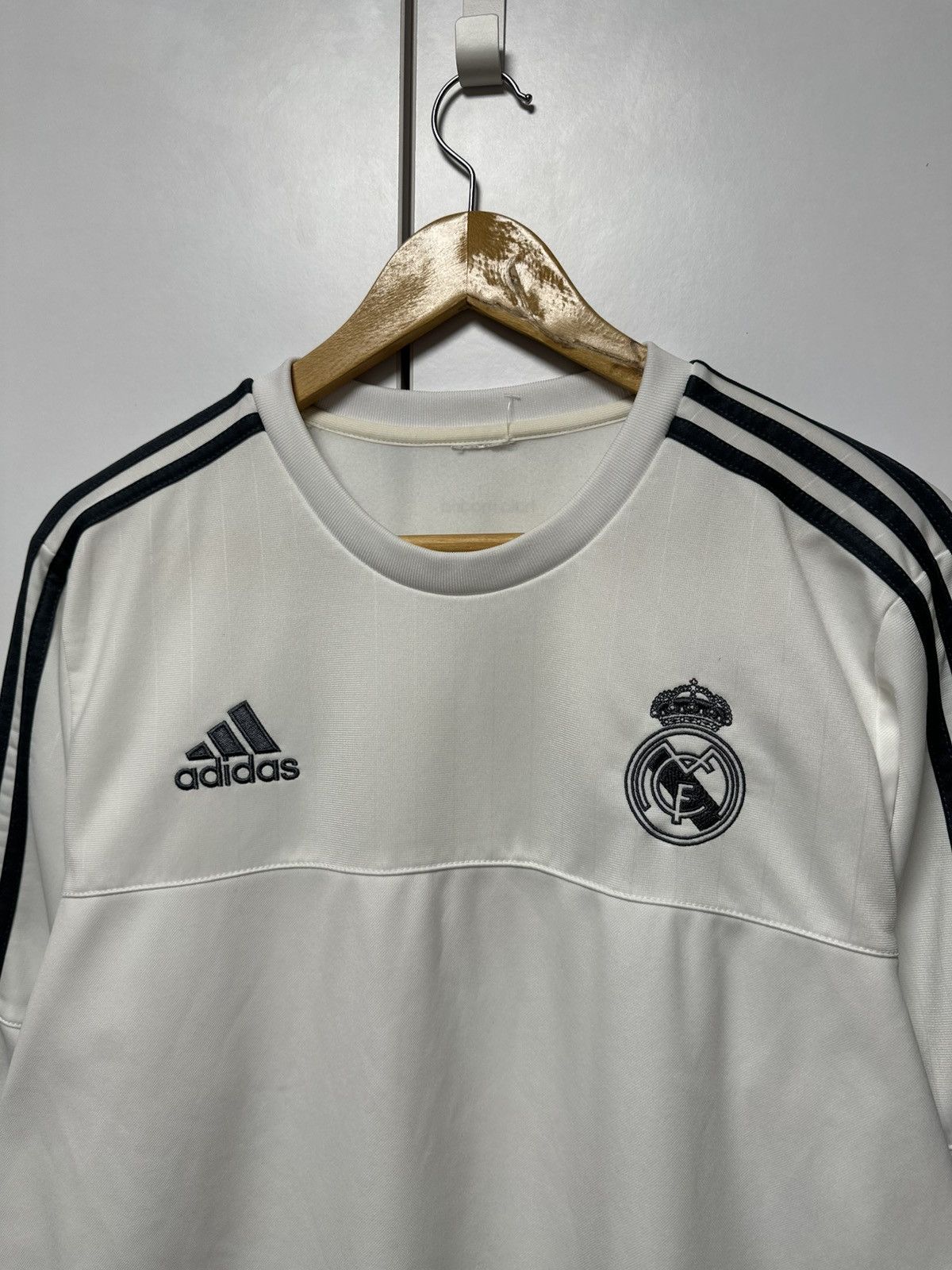 Adidas Adidas Real Madrid 2015 / 2016 Jersey Long Sleeve Size US M / EU 48-50 / 2 - 2 Thumbnail