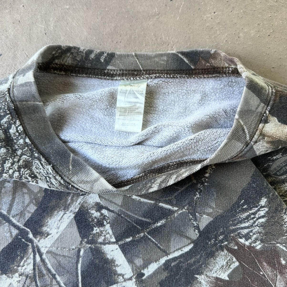 Vintage Y2K Carhartt Style Realtree Camo Crewneck Sweatshirt