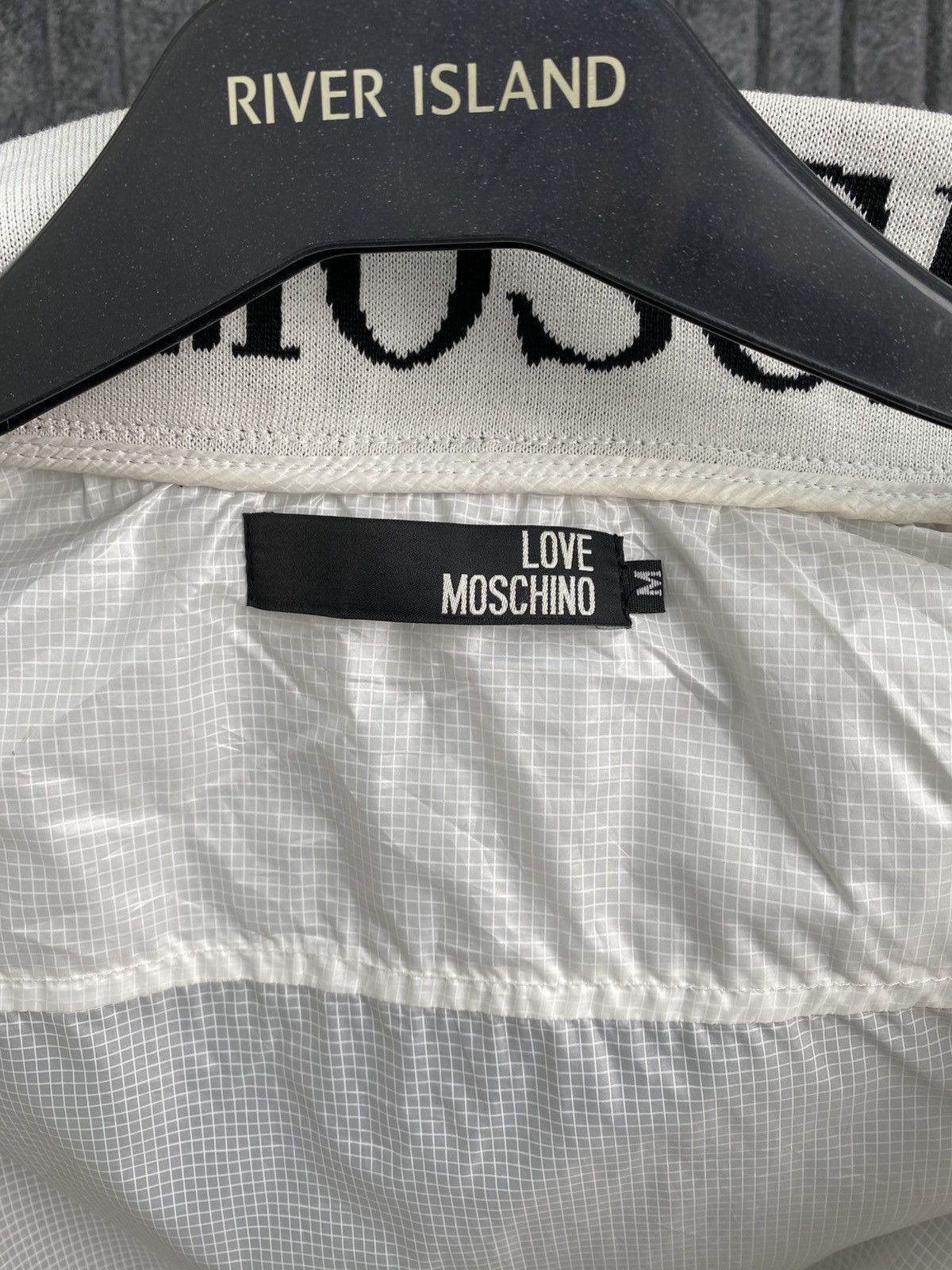 Love Moschino Love Moschino Women’s White Lightweight Jacket Zip Up Size M / US 6-8 / IT 42-44 - 10 Thumbnail