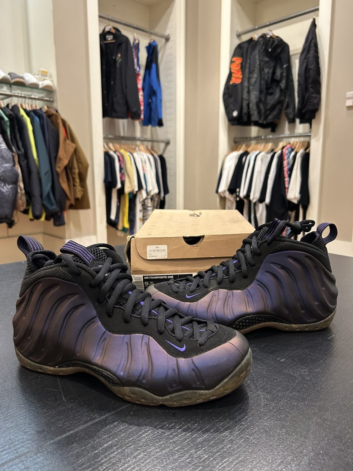 Nike Nike Air Foamposite One Eggplant Size US 9.5 / EU 42-43 - 2 Thumbnail