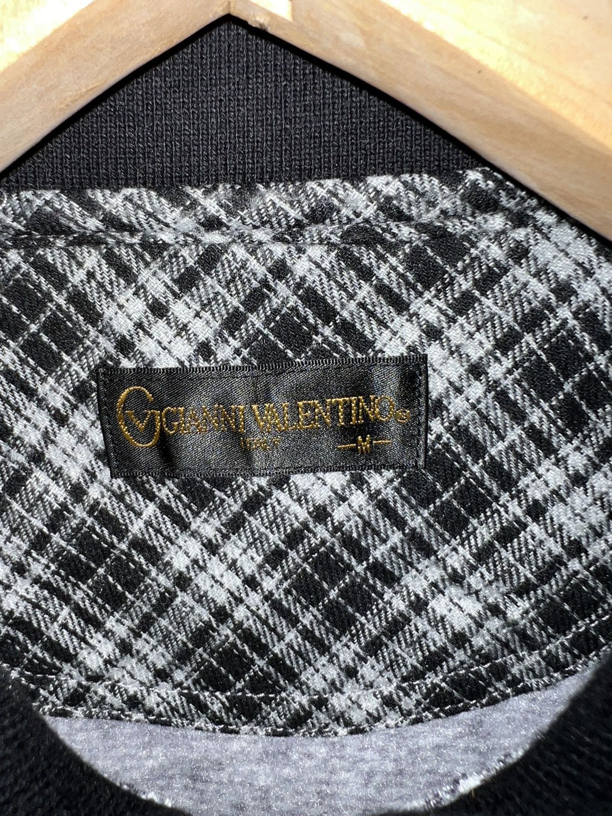Gianni Valentino × Valentino Vintage Gianni Valentino Small Logo Sweatshirt Size US S / EU 44-46 / 1 - 4 Thumbnail