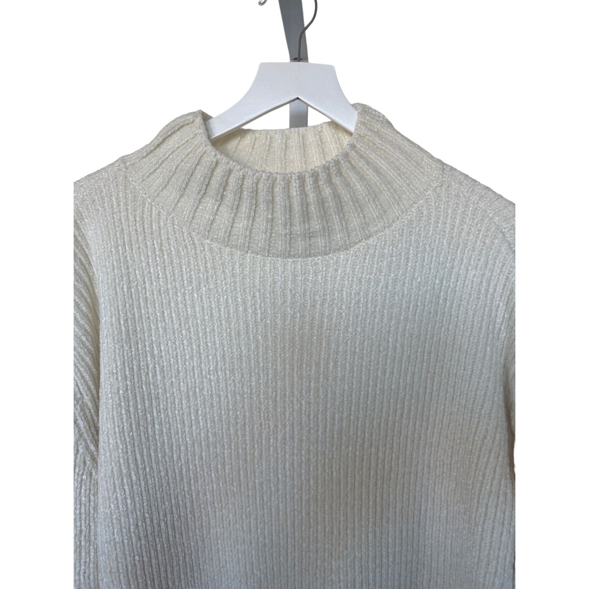 Cynthia Rowley Cynthia Rowley Ivory Oversized Mock Neck Sweater Size M / US 6-8 / IT 42-44 - 2 Thumbnail