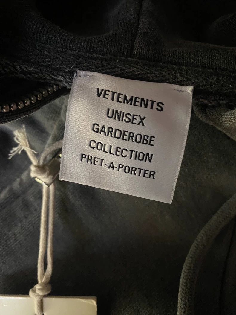 Vetements Vetements Wash and tear patched jacket, this one is very h Size US M / EU 48-50 / 2 - 5 Thumbnail