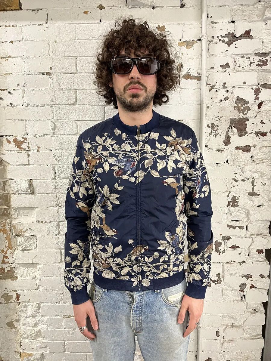 Dolce & Gabbana SS2016 Dolce & Gabbana Navy Floral Light Nylon Windbreaker Jacket Size US S / EU 44-46 / 1 - 4 Thumbnail