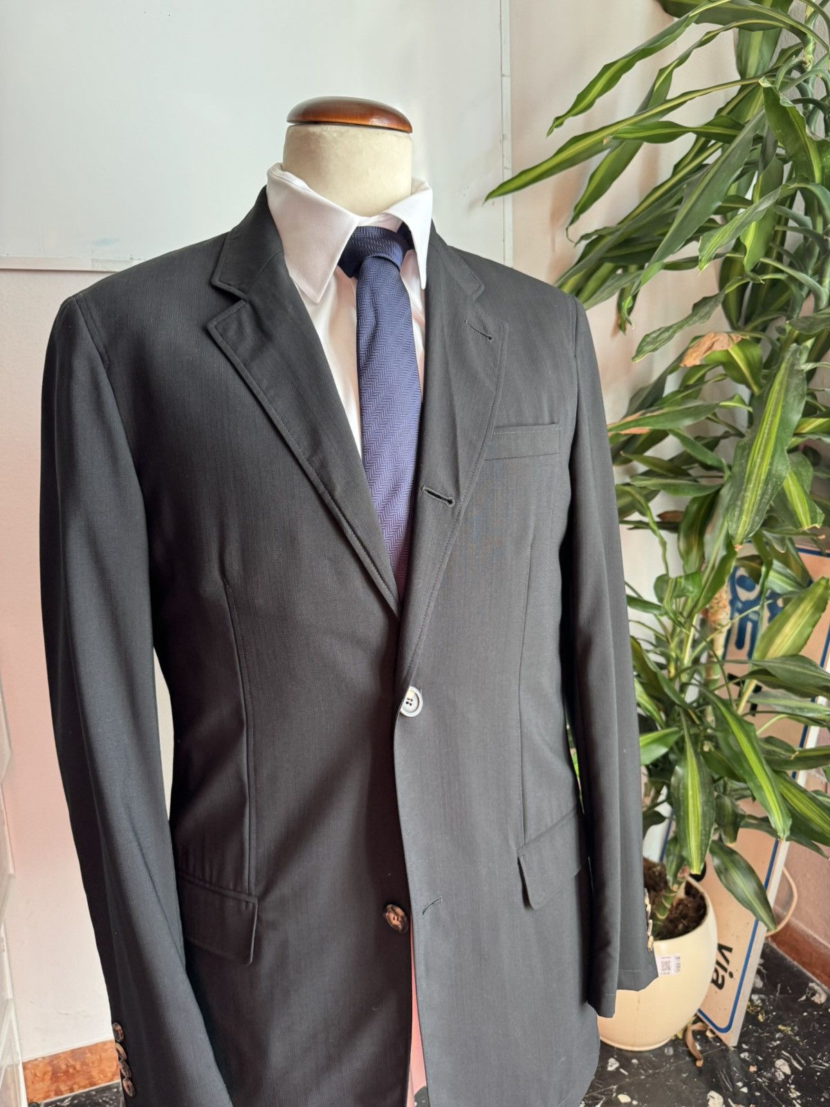 Versace versace suit 48 black Size 48R - 1 Thumbnail