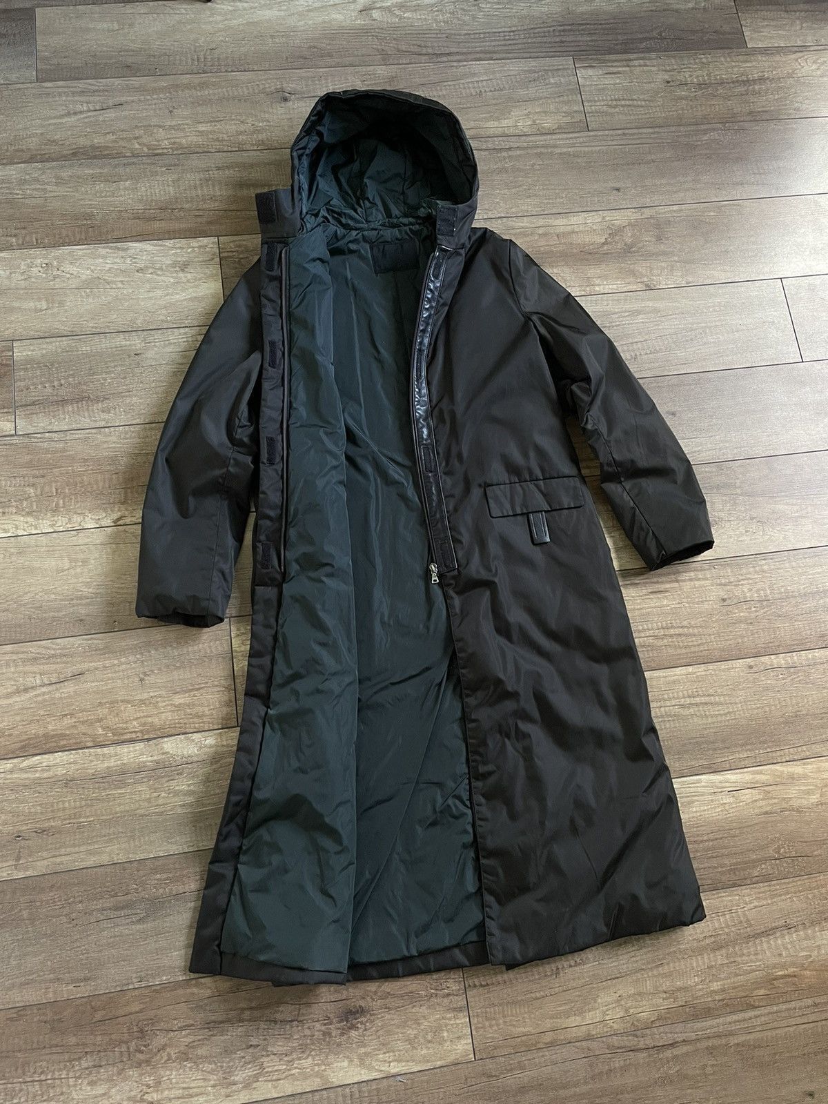 Prada RARE Prada Black Tag Long Nylon Hooded Jacket Parka Coat Size M / US 6-8 / IT 42-44 - 6 Thumbnail
