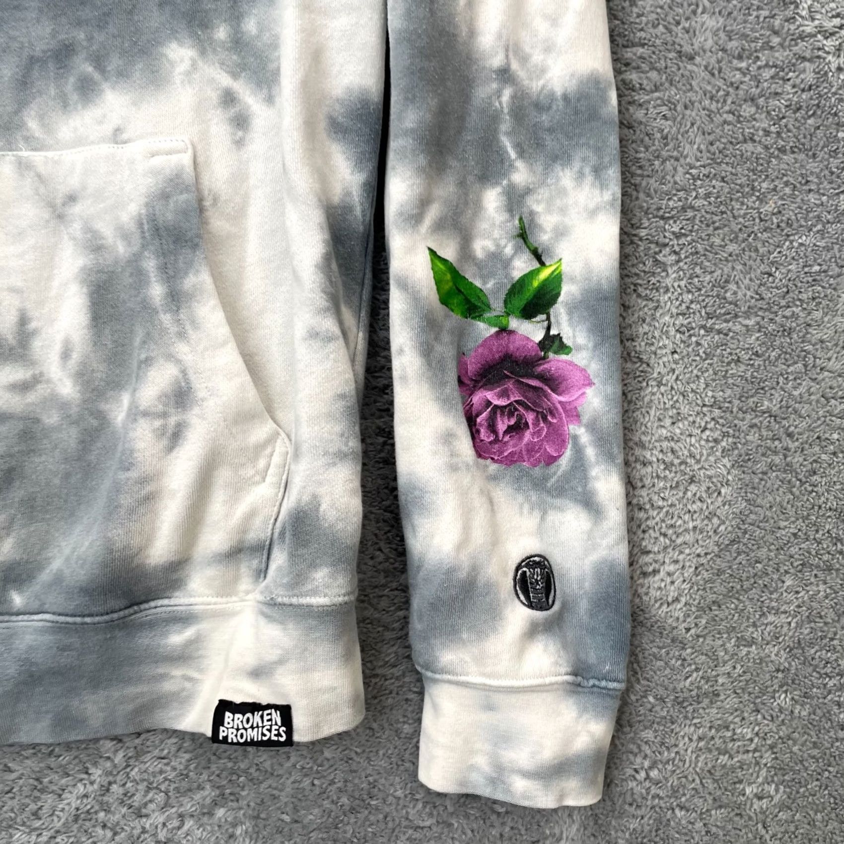 Vintage VINTAGE Mens Broken Promises Hoodie Small Gray Tie Dye Graphic Print Floral Fleece Lined Size US S / EU 44-46 / 1 - 2 Thumbnail