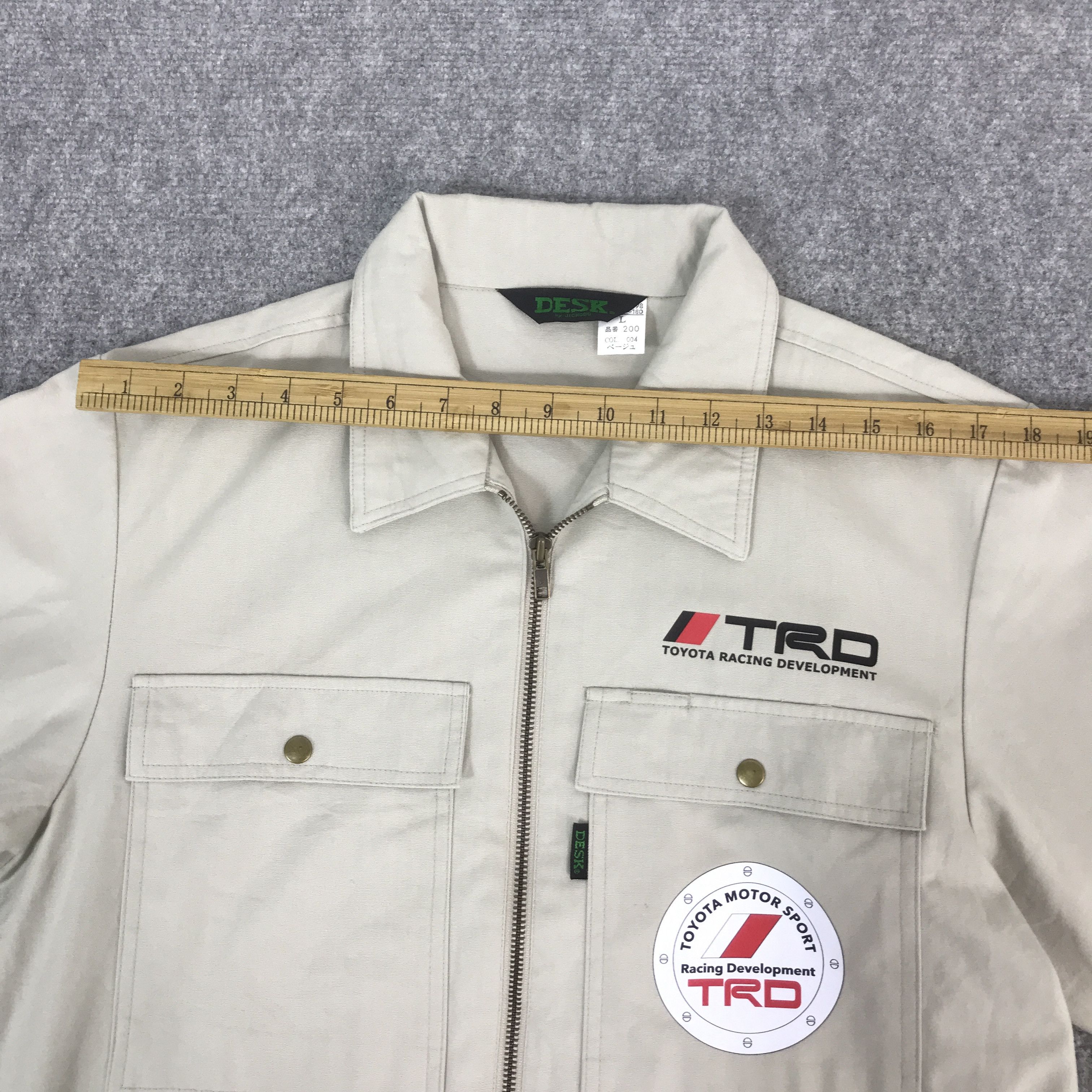Vintage TOYOTA RACING MOTORSPORT TRD UNIFORM CUSTOM JACKET K70B2 Size US M / EU 48-50 / 2 - 6 Thumbnail