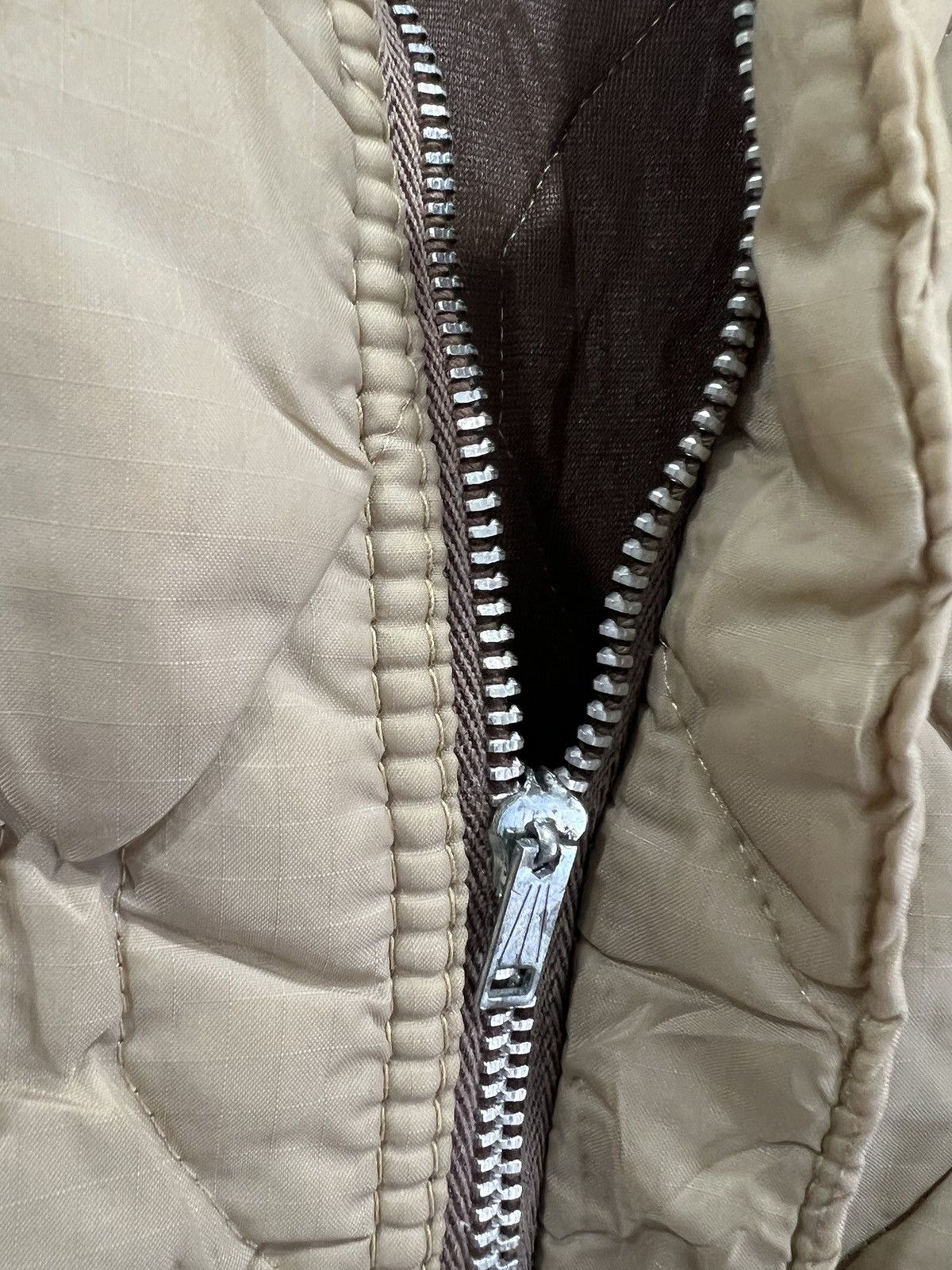 Vintage Vintage Quilted Bomber Zip Up Jacket liner brown Size US S / EU 44-46 / 1 - 4 Thumbnail
