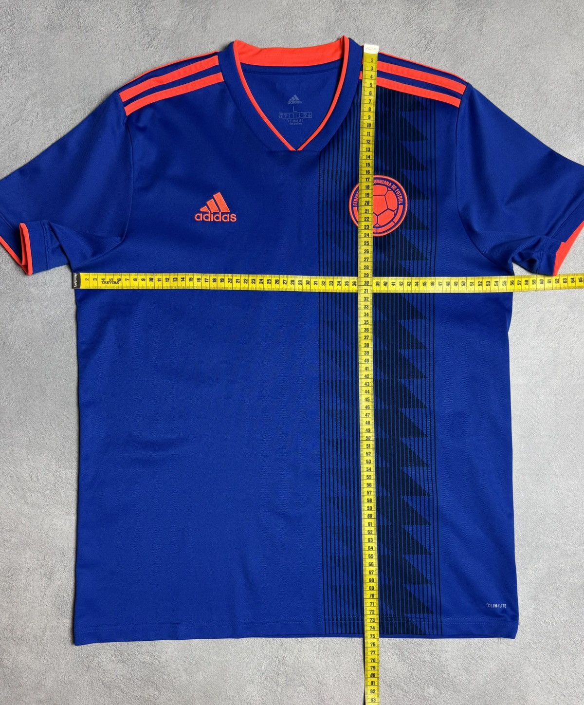Adidas Colombia 2018 2019 Away Football Shirt Soccer Jersey Adidas Size US L / EU 52-54 / 3 - 12 Thumbnail