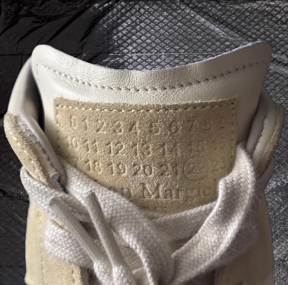 Maison Margiela Maison Margiela GATs Size US 9 / EU 42 - 10 Thumbnail
