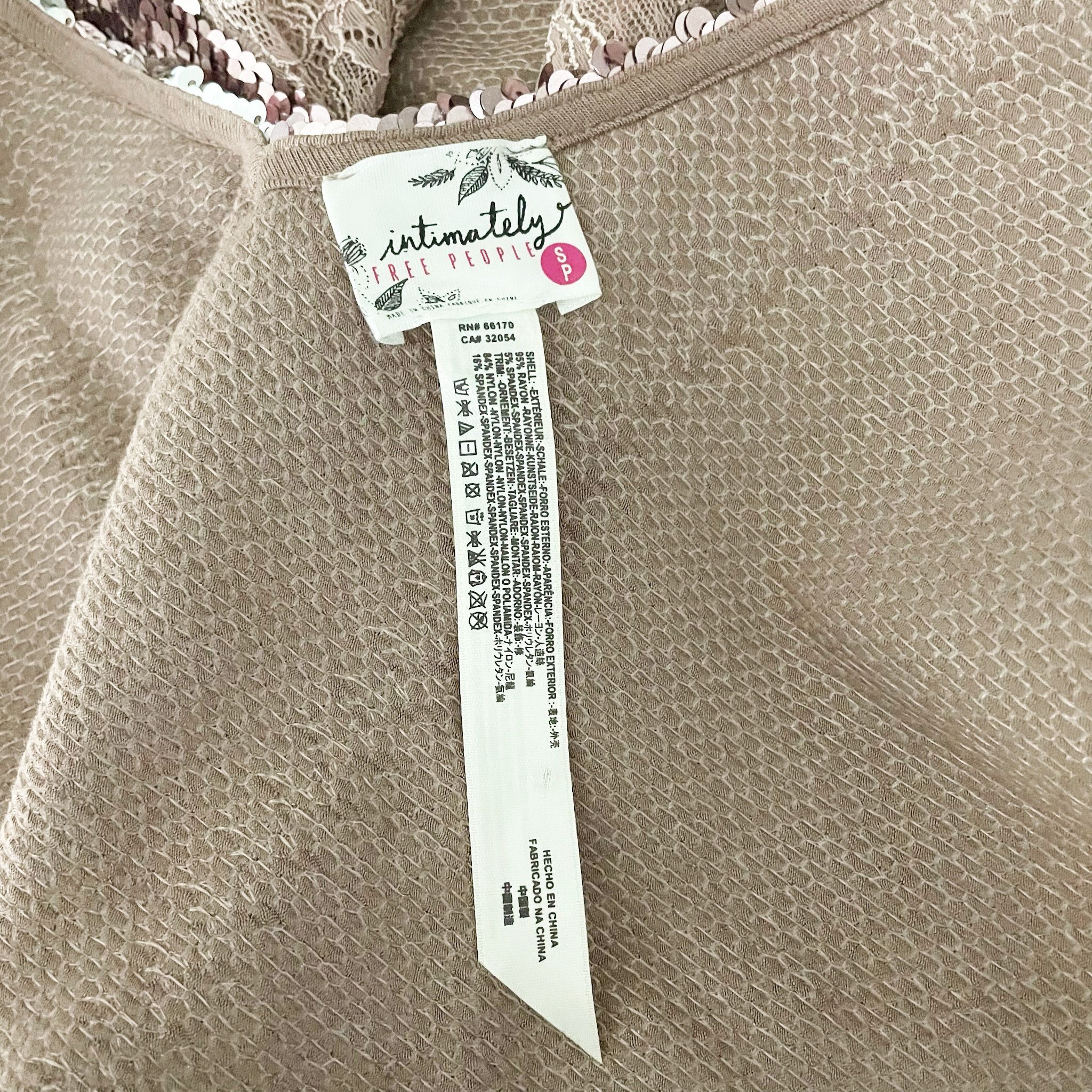 Free People Free People Intimately Sequin Sparkle Size S / US 4 / IT 40 - 2 Thumbnail