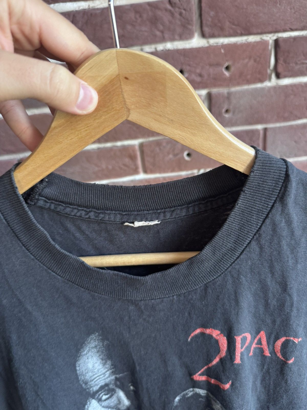 Band Tees Vintage 90s 2pac Tupac Shakur Legend Cutoff Tshirt Rap Band Size US L / EU 52-54 / 3 - 11 Thumbnail