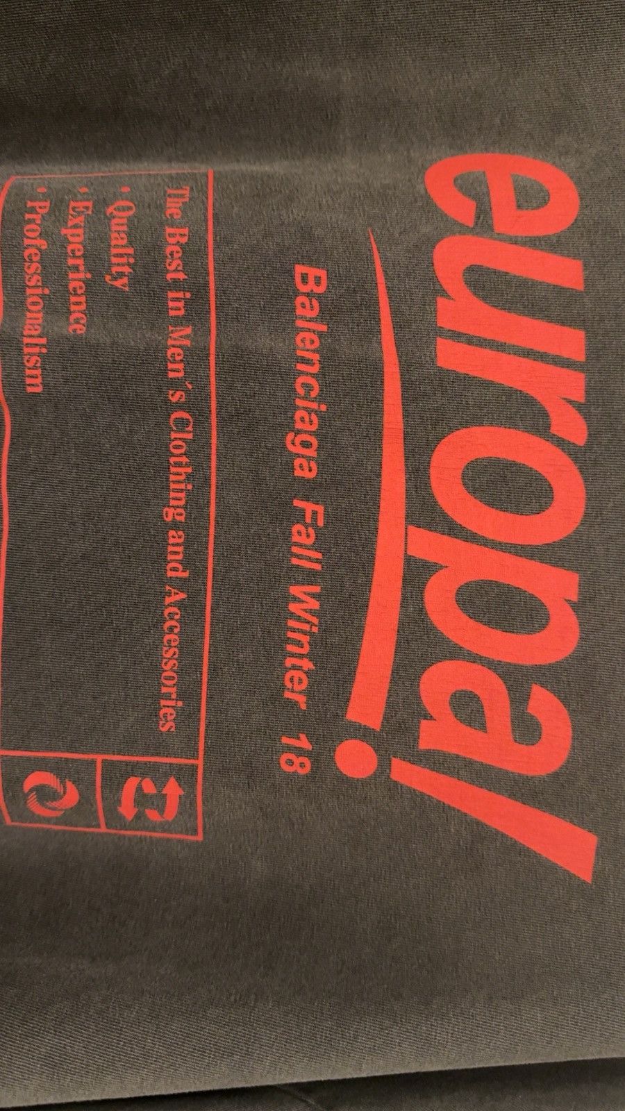 Balenciaga Balenciaga Europa T-Shirt Size US XL / EU 56 / 4 - 3 Thumbnail