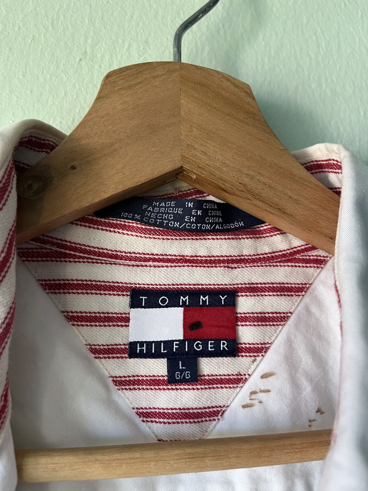 Tommy Hilfiger × Vintage Vintage Tommy Hilfiger Big Flag Button Up Size US XL / EU 56 / 4 - 5 Thumbnail