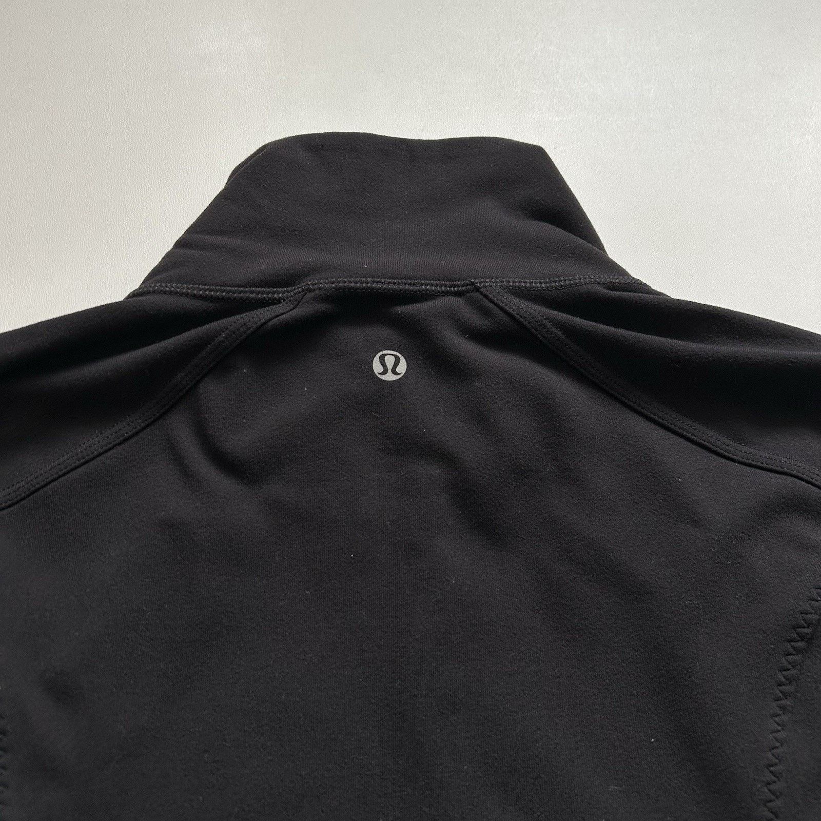 Lululemon Lululemon Asana Athleisure Zip Jacket Ruffle Black Medium Size M / US 6-8 / IT 42-44 - 4 Thumbnail