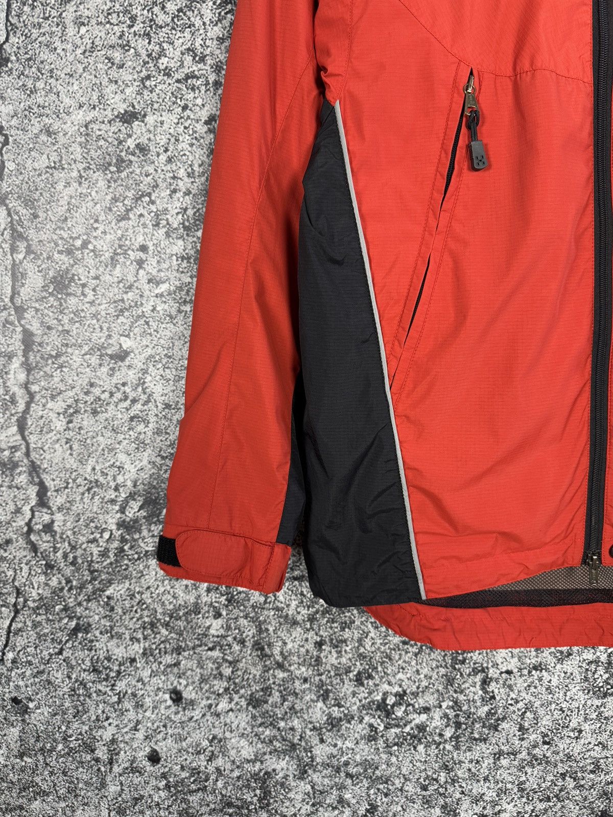 Haglofs Women’s Haglofs Windstopper Jacket Outdoor Hiking Size 38 Size M / US 6-8 / IT 42-44 - 4 Thumbnail