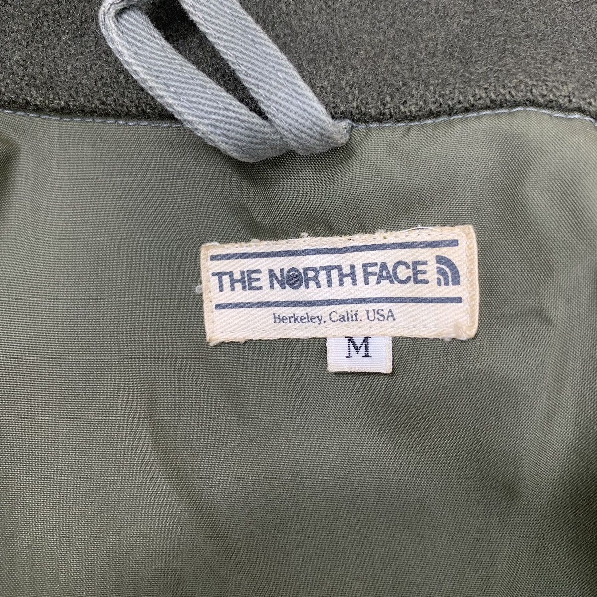 The North Face Vintage THE NORTH FACE Berkeley Grey Windbreaker Bomber Size US M / EU 48-50 / 2 - 5 Thumbnail