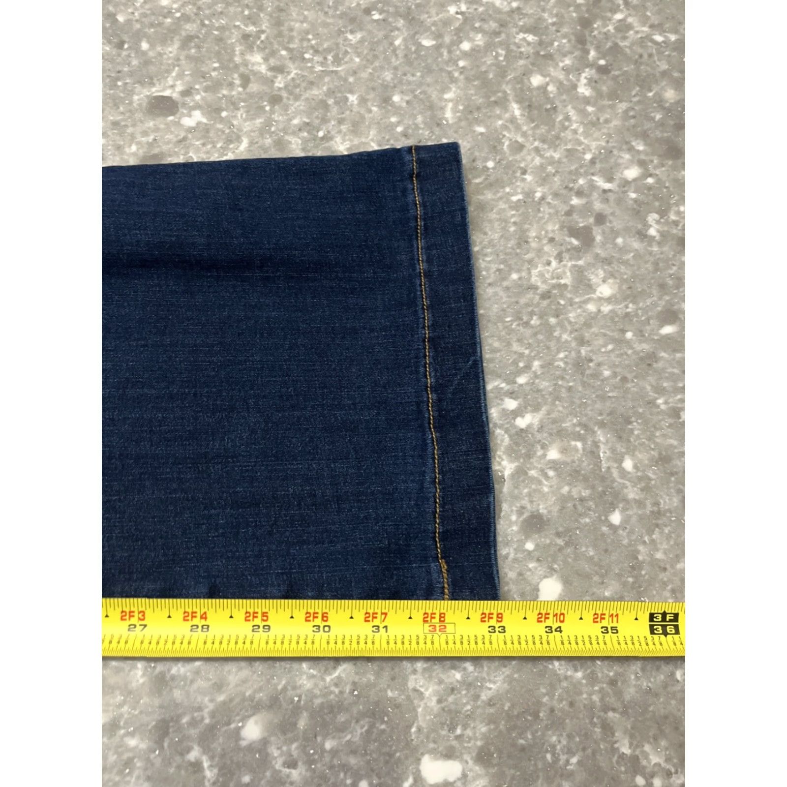 Spanx Spanx Women's Kick Flare Jeans Size L Blue Stretch Pull-On Denim Jeans Regular Women Wide-Leg Stretch Denim Size 36" / US 14 / IT 50 - 6 Thumbnail