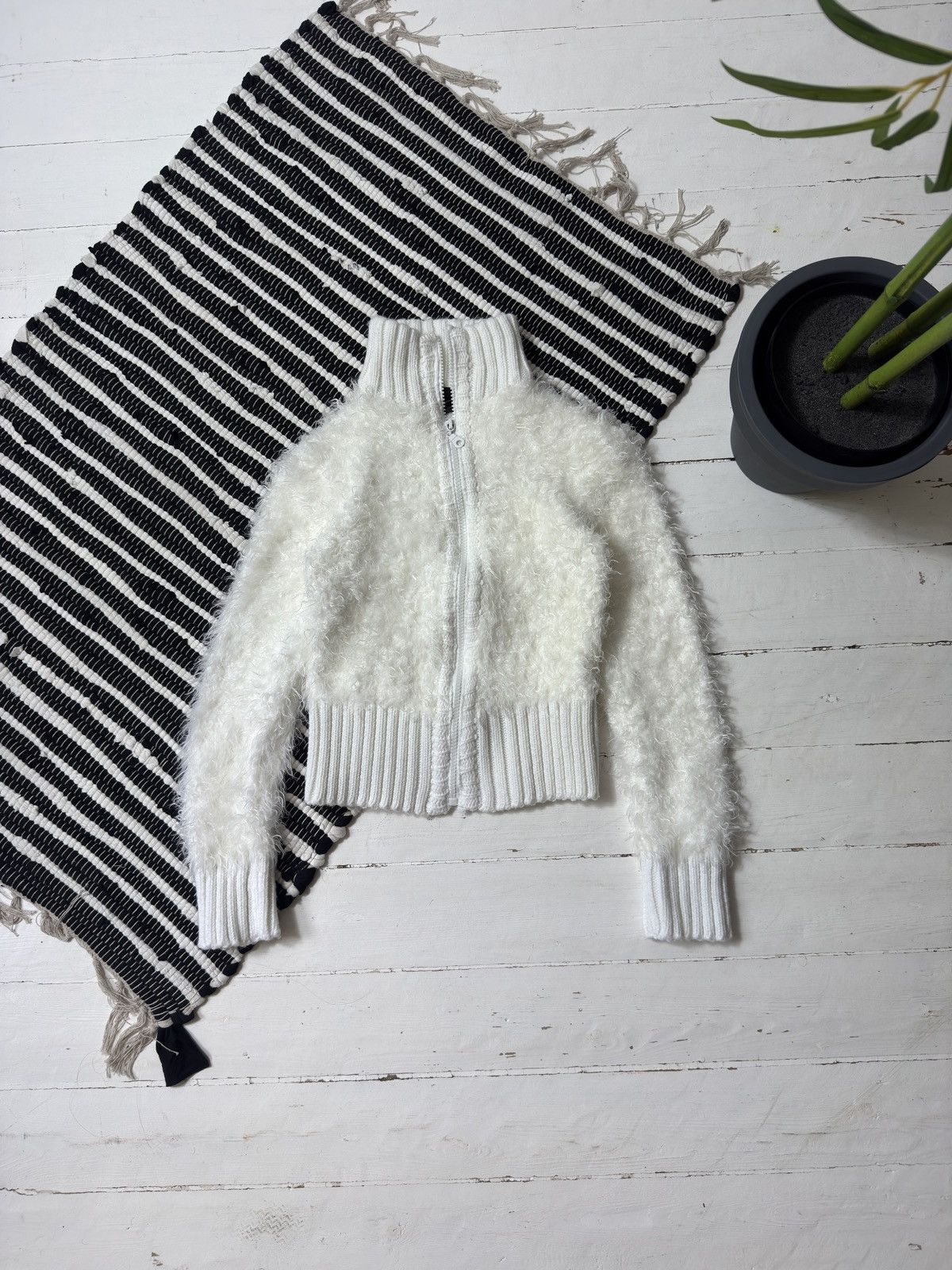 Just Cavalli VINTAGE JUST CAVALLI 2000s FLUFFY ZIP UP SWEATER Size S / US 4 / IT 40 - 2 Thumbnail