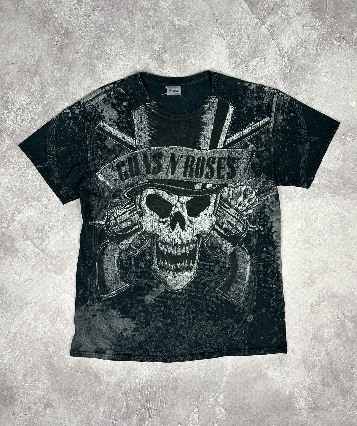 Band Tees × Guns N' Roses × Vintage Vintage Guns N Roses 90s AOP T Shirt RARE Size US S / EU 44-46 / 1 - 1 Thumbnail