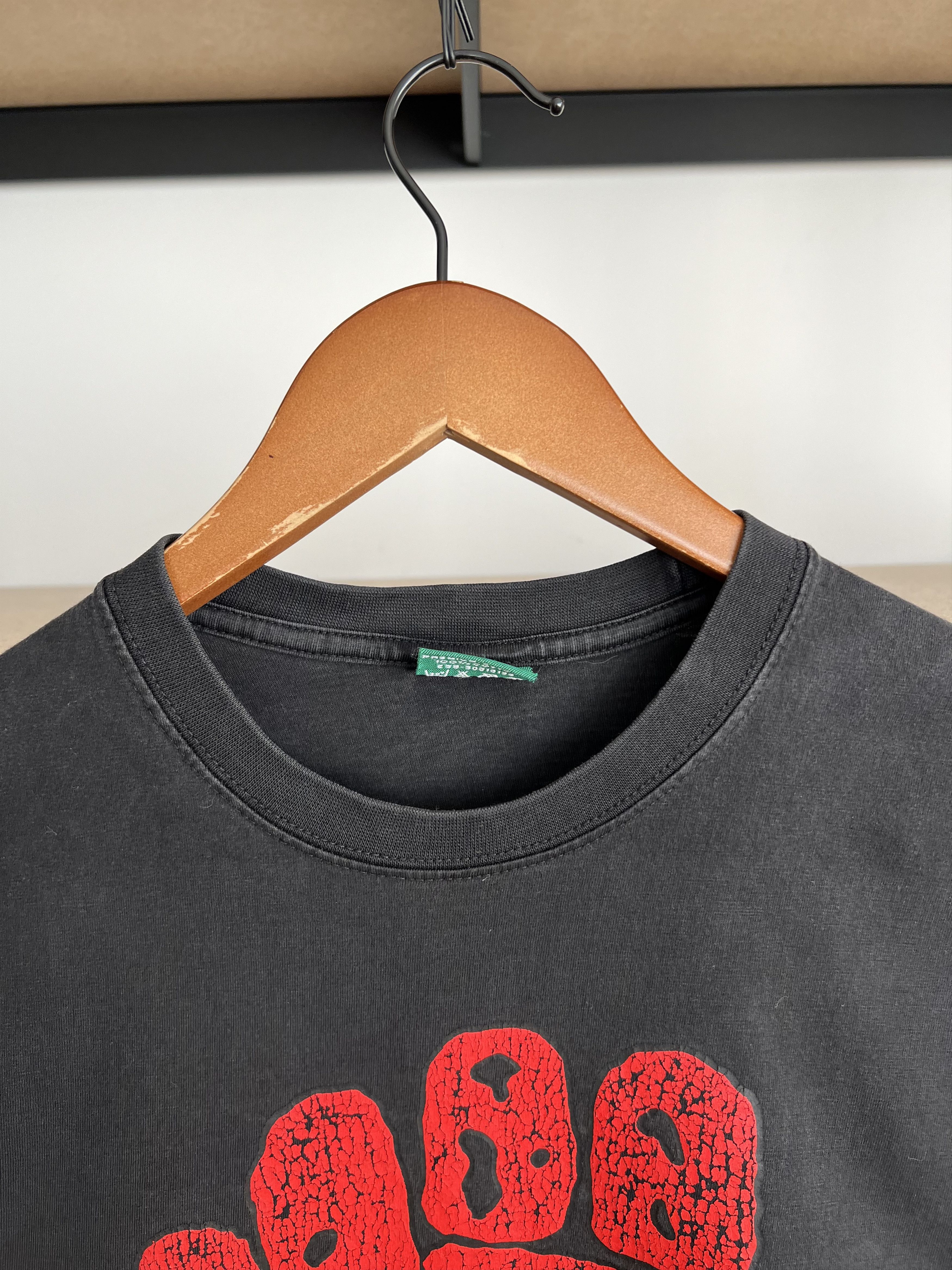 Band Tees Vintage 2000s Rage Against the Machine RATM Black T-shirt Size US S / EU 44-46 / 1 - 7 Thumbnail