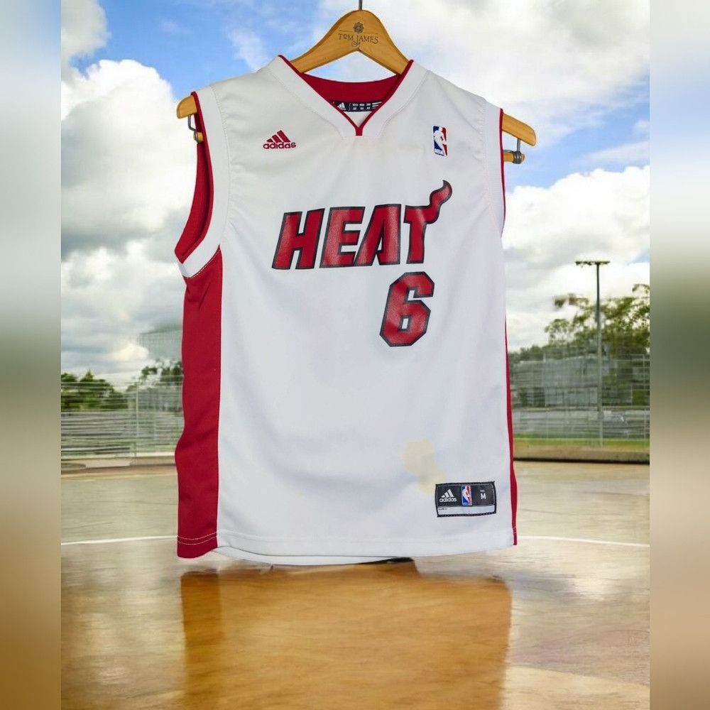 NBA Adidas Miami Heat Sz M NBA Jersey #6 James Size US M / EU 48-50 / 2 - 1 Thumbnail