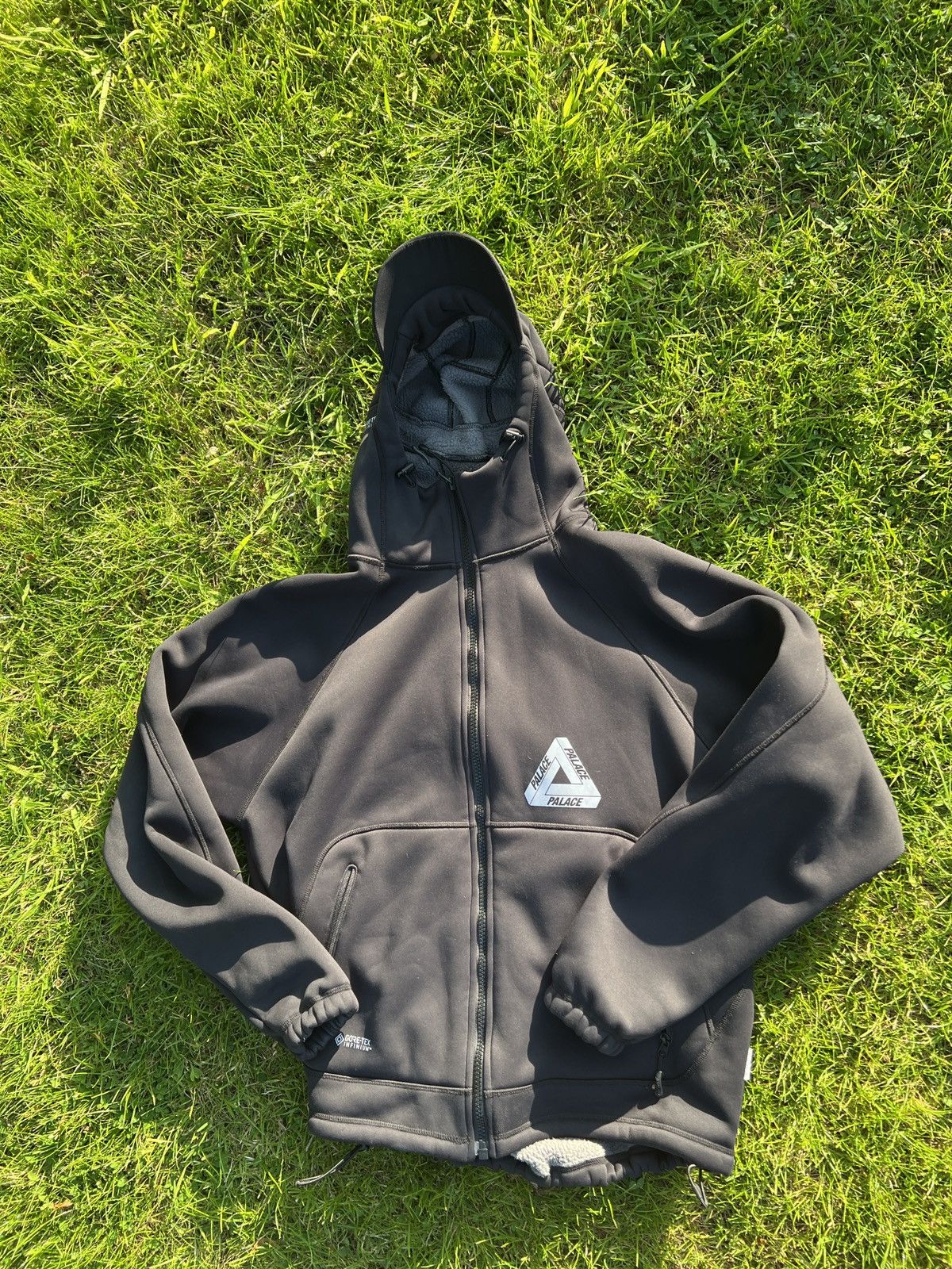 Palace Palace Gore-Tex Infinium Cap Jacket Black | Grailed 