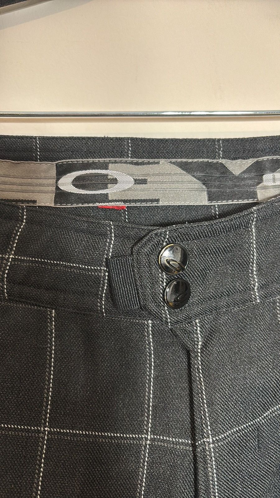 Oakley Vintage Oakley Shorts Y2K Software Size US 33 - 2 Thumbnail