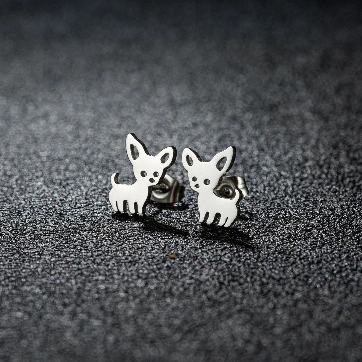 Jewelry Chihuahua Mini Stud Earrings Charm Earring Gift Size ONE SIZE - 1 Thumbnail