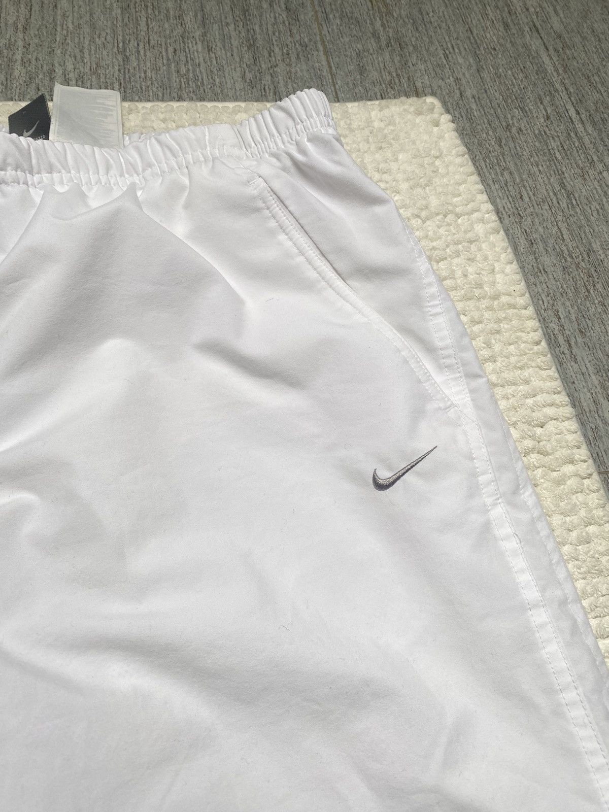 Nike × Vintage Nike Vintage W 3/4 nylon pants swoosh y2k 00s white drill Size 34" / US 12 / IT 48 - 9 Thumbnail
