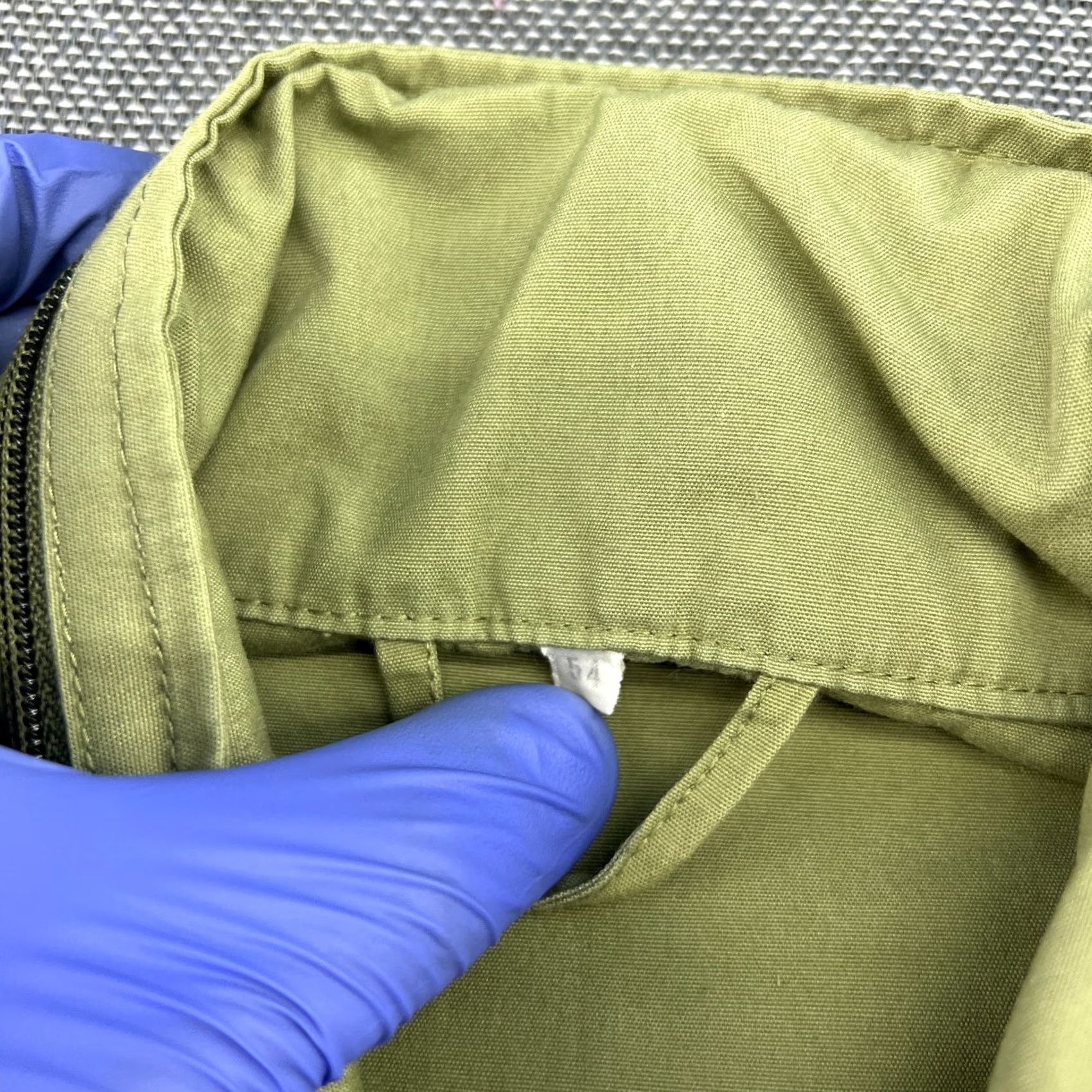 Vintage VINTAGE Fjallraven Raven Jacket Size 54 Green Hooded G-1000 Pockets Mens Size US L / EU 52-54 / 3 - 7 Thumbnail