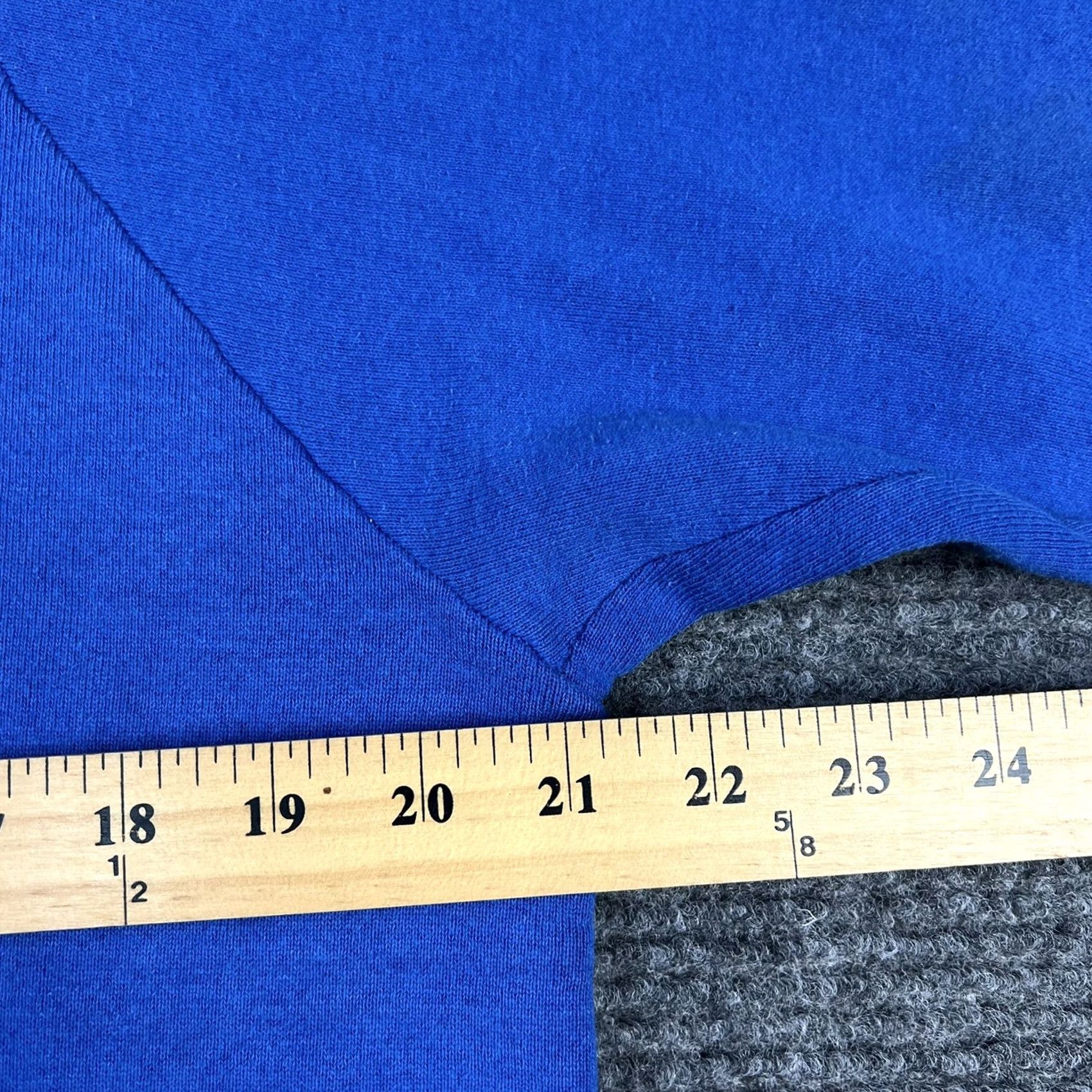 Fruit Of The Loom VINTAGE Winners Gym Raglan Blue Crewneck Sweatshirt M Men 50/50 Cotton/Polyester Graphic 90s Gymuerdo Size US M / EU 48-50 / 2 - 6 Thumbnail