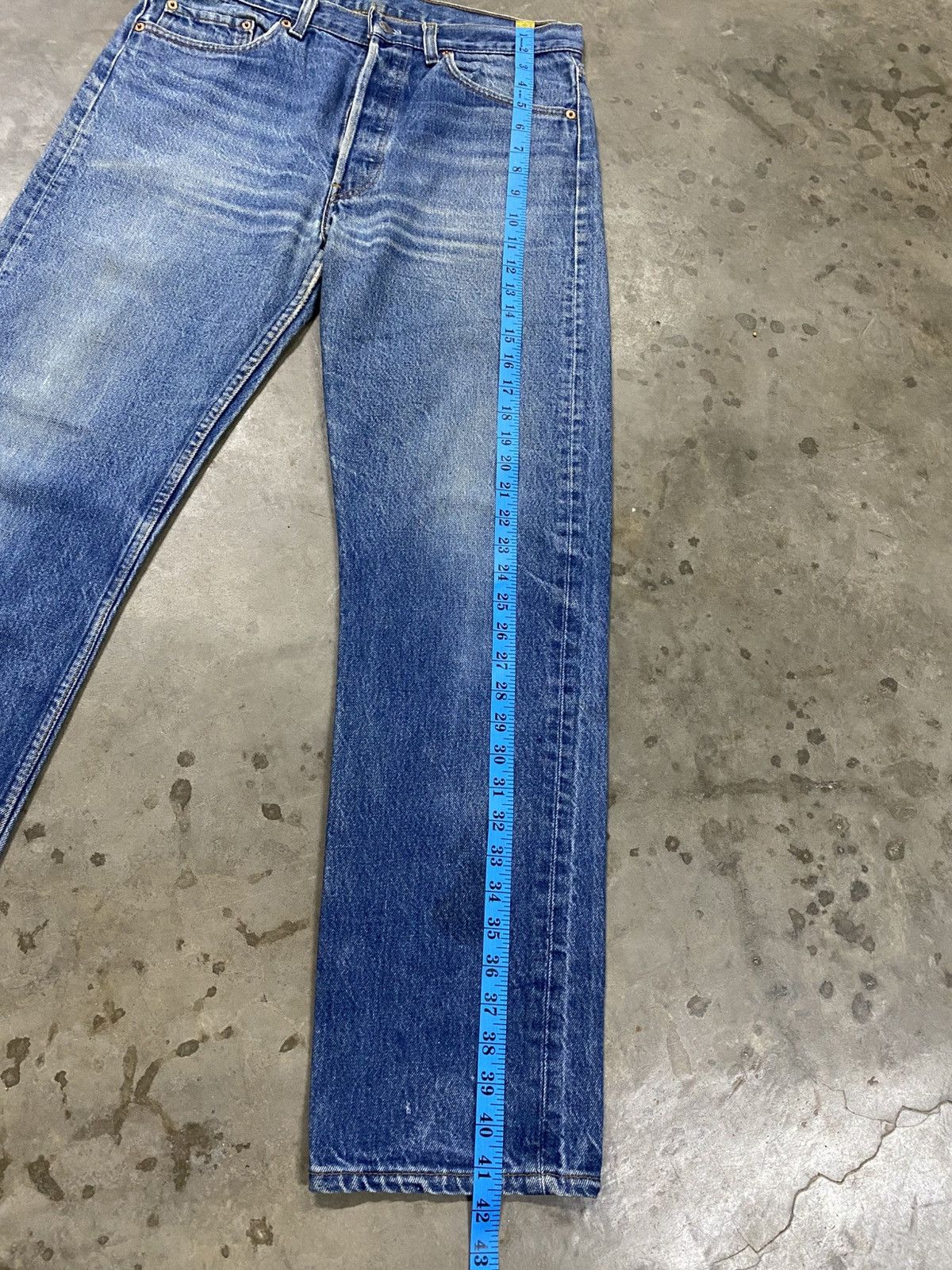 Levi's Vintage 80s Levis 501xx Stone Wash Blue Made in USA @285 Size US 32 / EU 48 - 16 Thumbnail