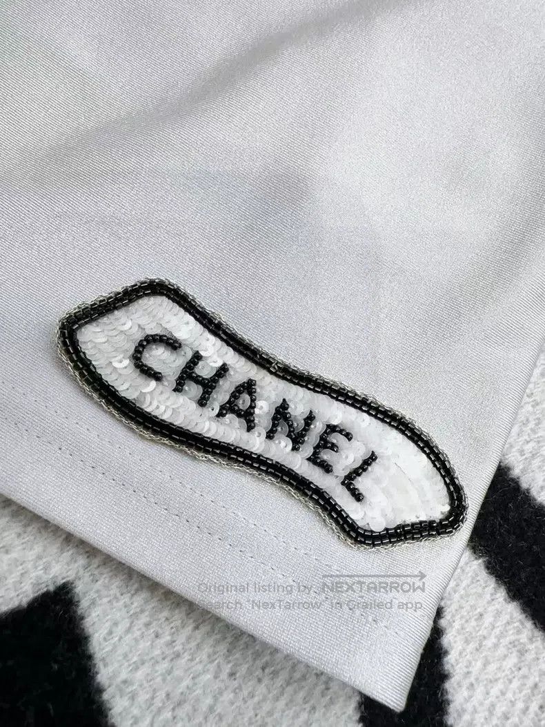 Chanel Chanel 21A Castle Series Silver Gray Embroidered Label Ves Size XS / US 0-2 / IT 36-38 - 4 Thumbnail