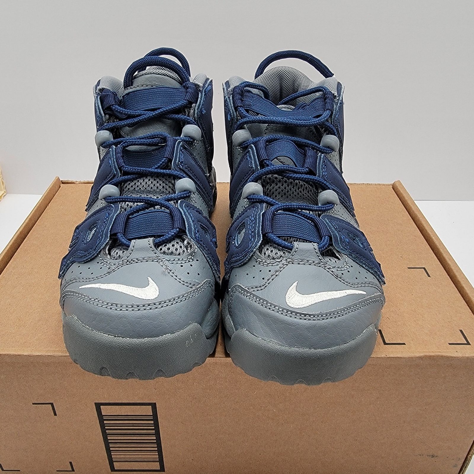 Nike Nike Air More Uptempo GS 'Georgetown Hoyas' Sz 4Y/5.5W (180) Size US 5.5 / IT 35.5 - 3 Thumbnail