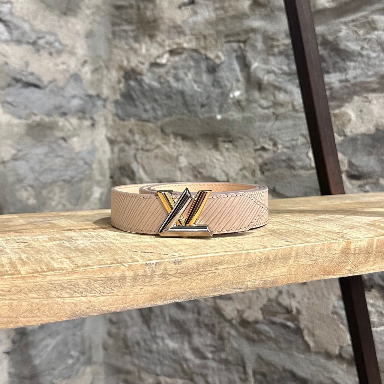 Louis Vuitton Ballerine Pink Epi Leather LV Twist 30mm Belt