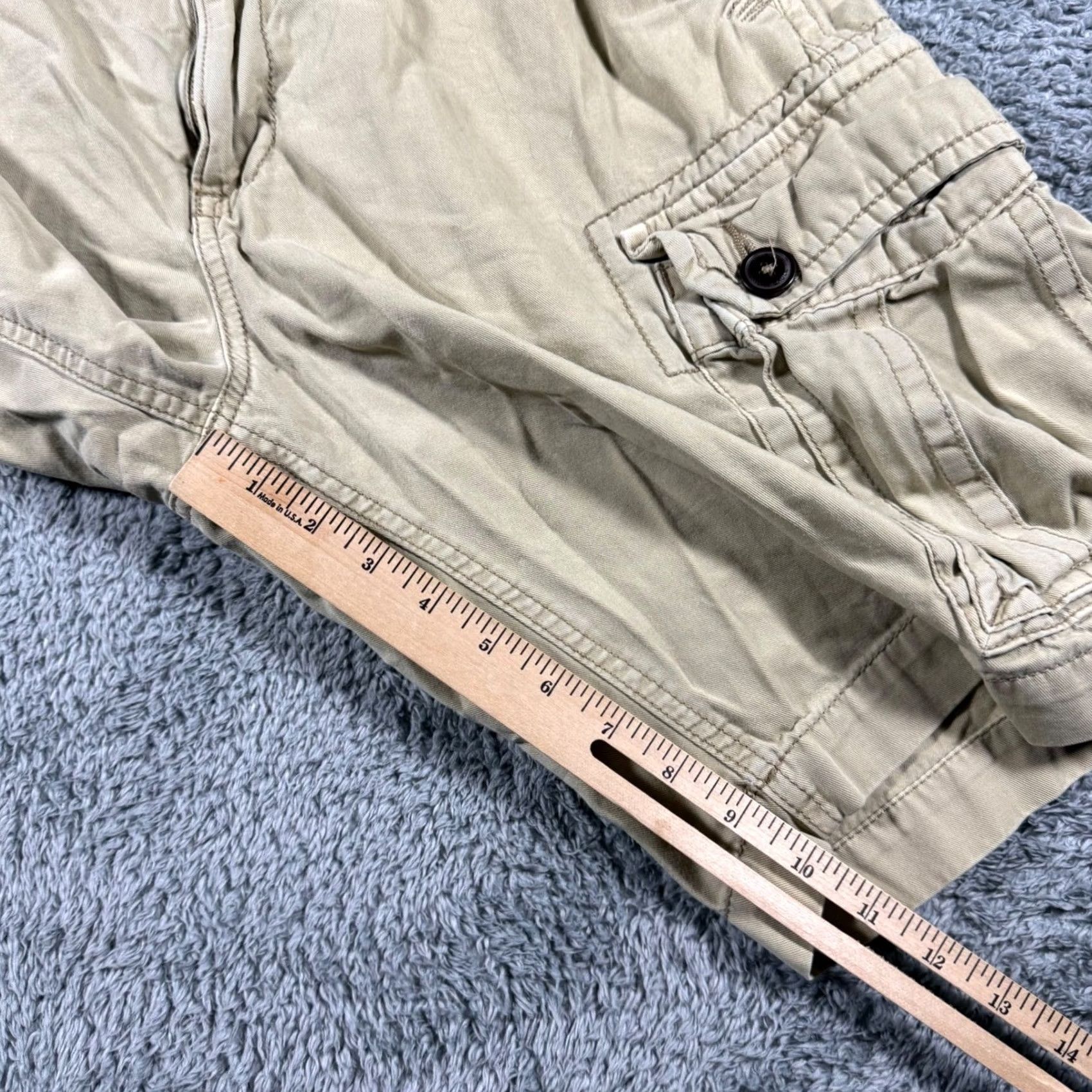 American Eagle Outfitters American Eagle Cargo Shorts Mens 34 Tan Khaki Classic Fit Cotton 10 Inch Size US 34 / EU 50 - 6 Thumbnail