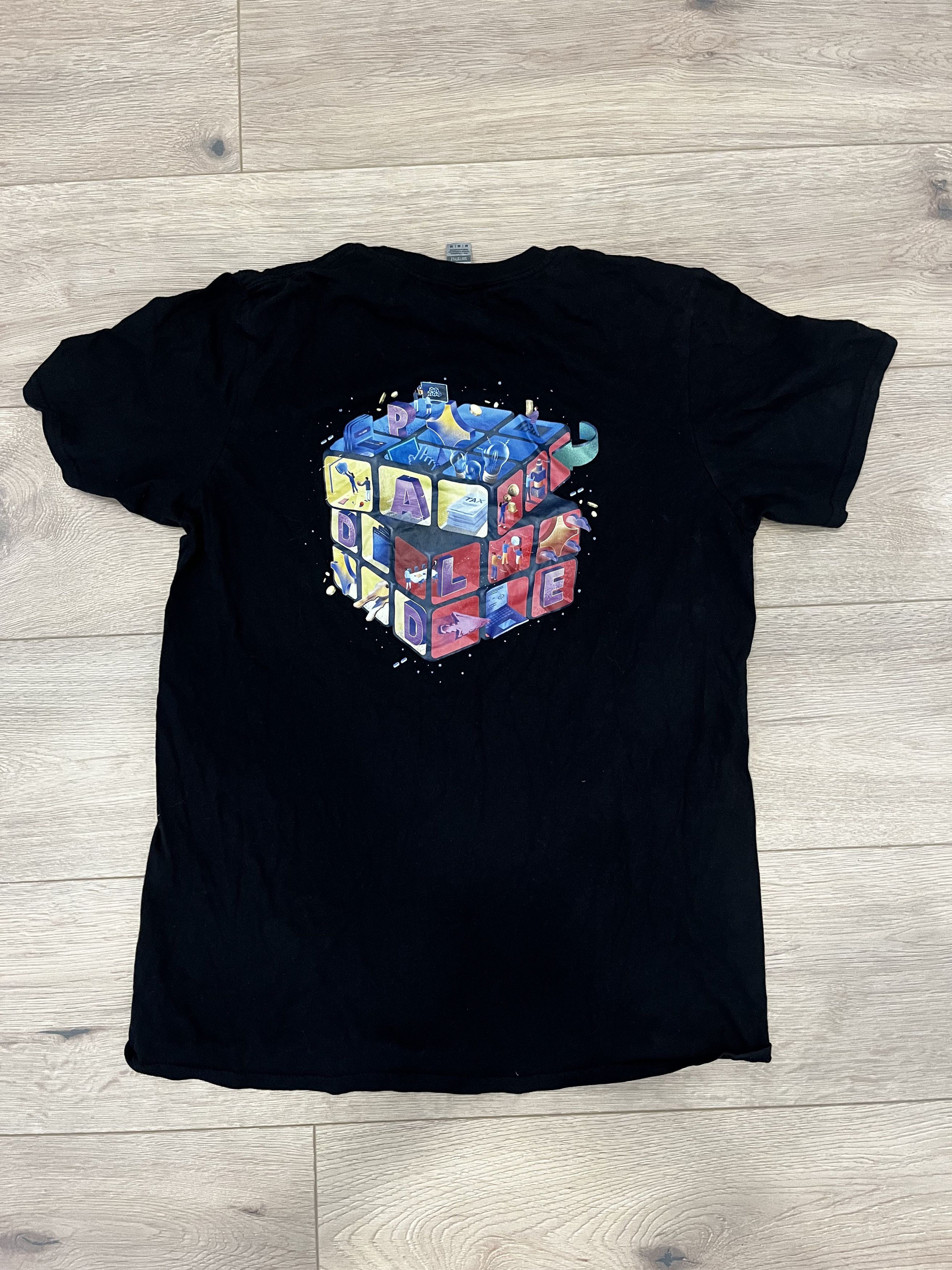 Designer Rubicks Cube Tee Size US S / EU 44-46 / 1 - 2 Thumbnail