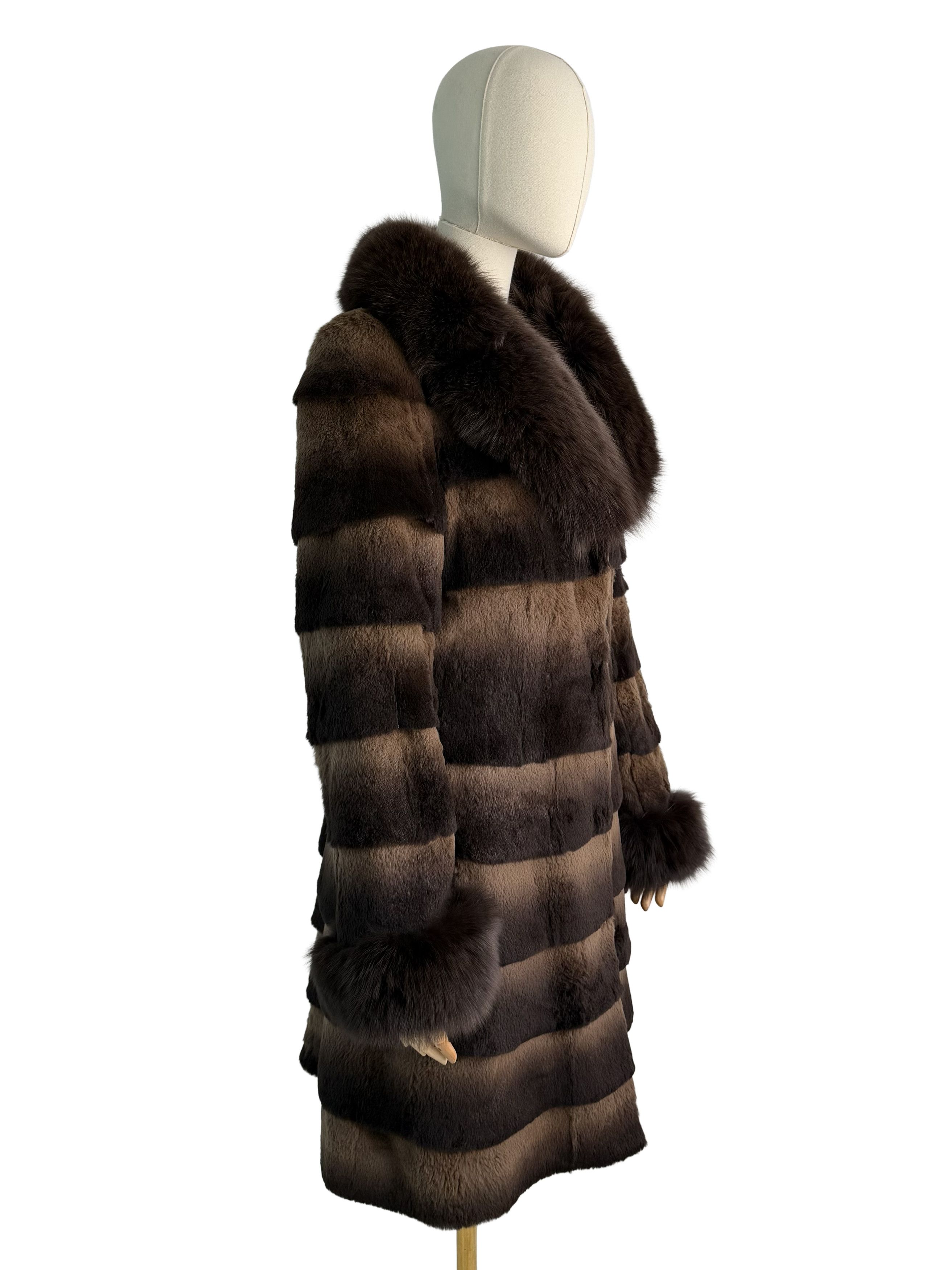 Vintage Vintage Real Fur Long Coat Striped Fur Collar Outerwear Size M / US 6-8 / IT 42-44 - 1 Thumbnail