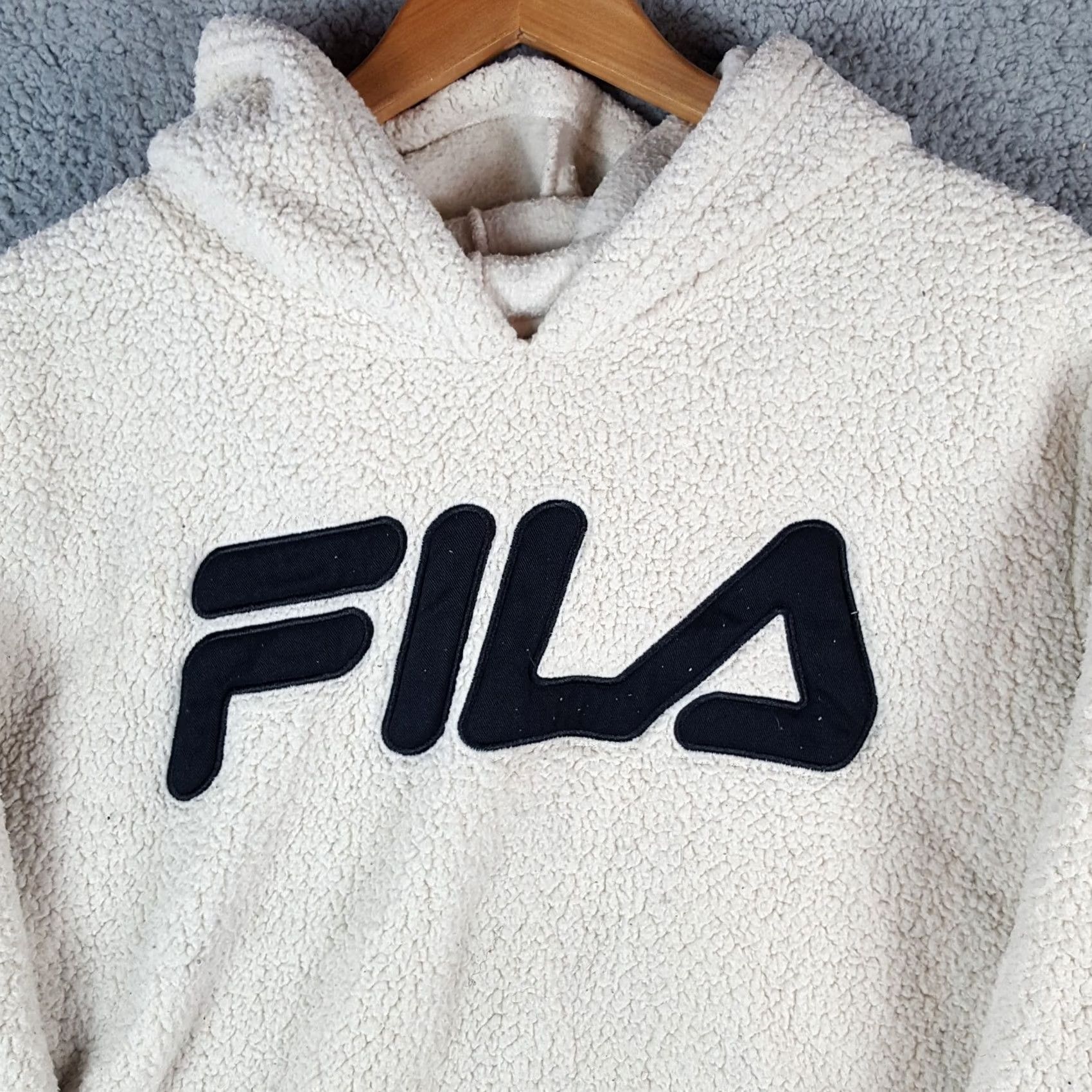 Fila FILA Hoodie Oatmeal Fleece Pile Size 2X Pullover Sweatshirt Hooded Mens 2X Beige 90s Retro Graphic Print Size US XXL / EU 58 / 5 - 2 Thumbnail