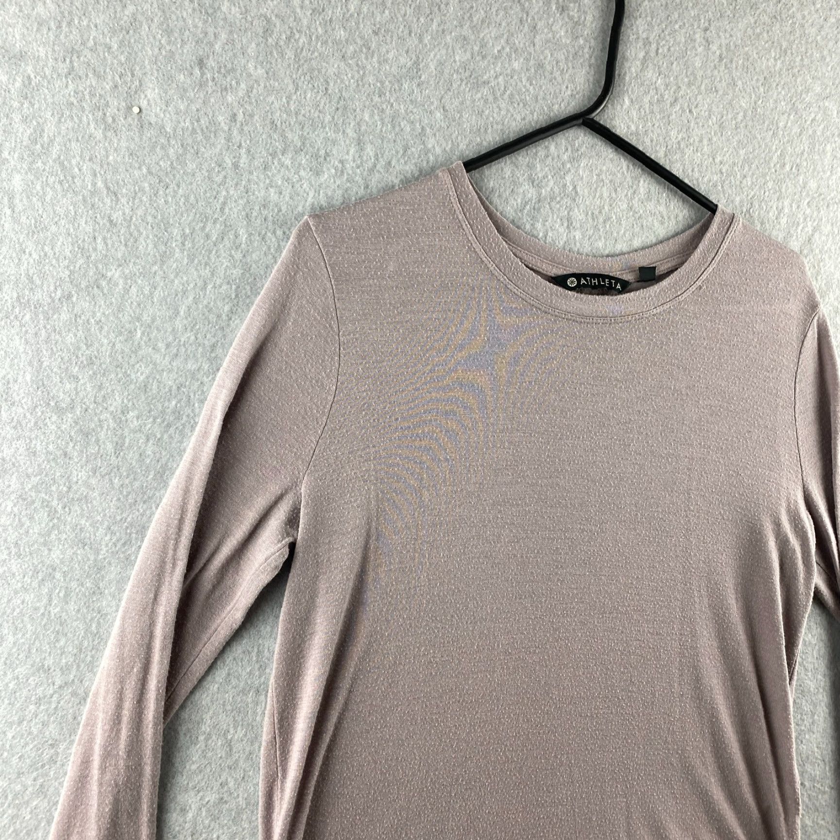 Athleta Athleta Top Womens XS Purple Pullover Round Neck Long Sleeve Lightweight Stretch Blended Shirt Size XS / US 0-2 / IT 36-38 - 4 Thumbnail