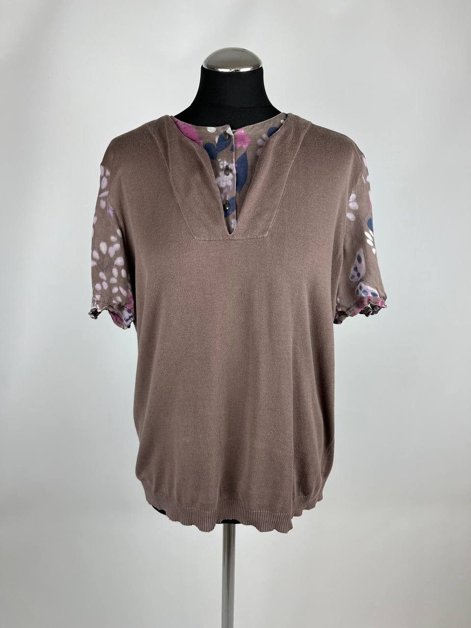 Salvatore Ferragamo × Vintage Salvatore Ferragamo Vintage Blouse Floral Prin (0446) Size XL / US 12-14 / IT 48-50 - 1 Thumbnail