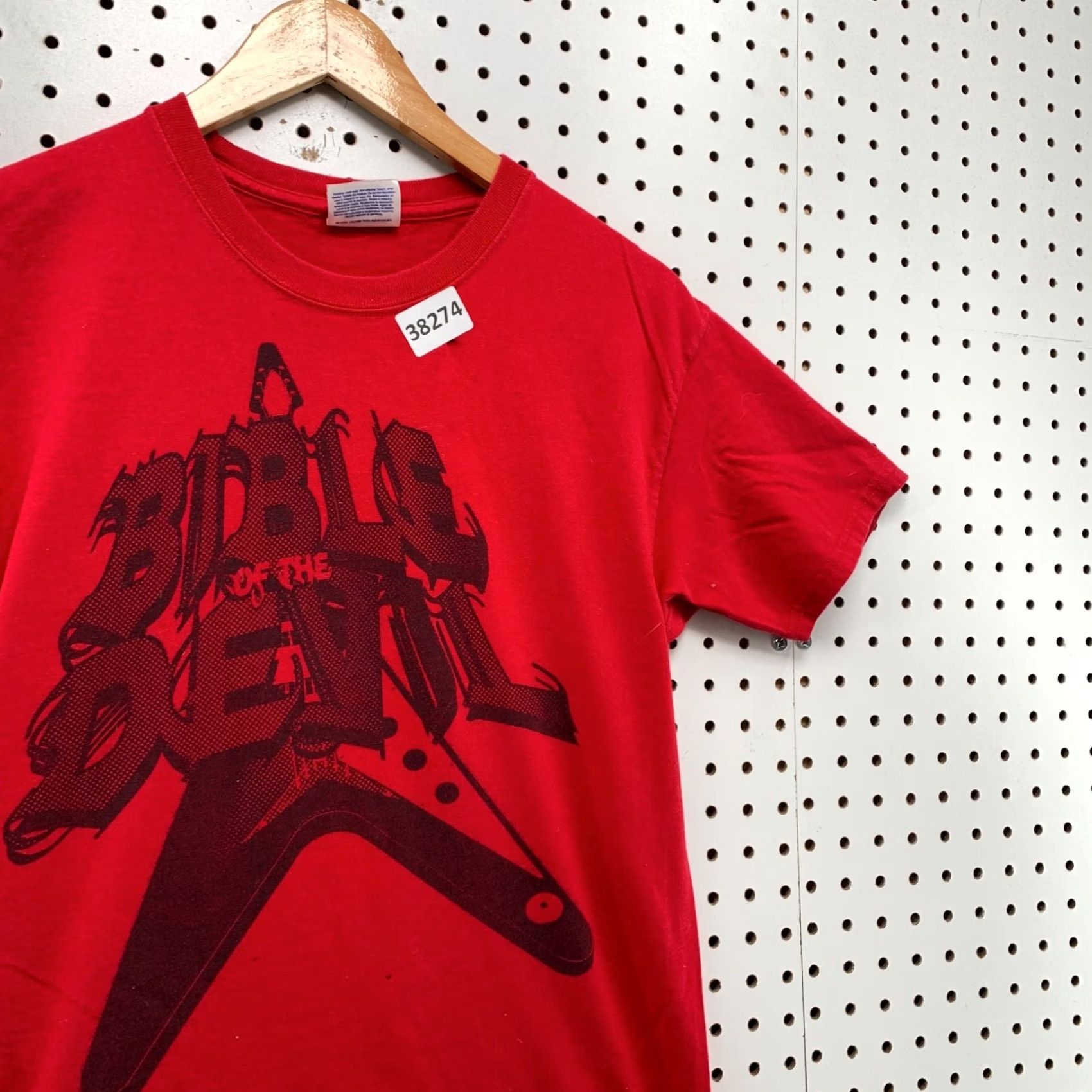 Hanes Bible Devil Beyond Bomb Tour Shirt Men Small Red 2008 Music Band Concert Size US S / EU 44-46 / 1 - 6 Thumbnail
