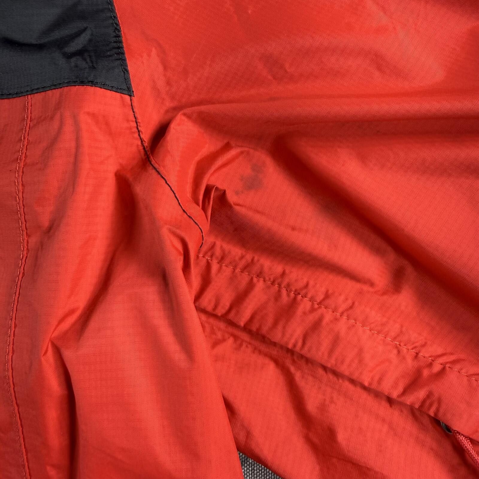 The North Face The Northface Jacket Men's L Red Nylon NF0A4P8K F20 Size US L / EU 52-54 / 3 - 4 Thumbnail