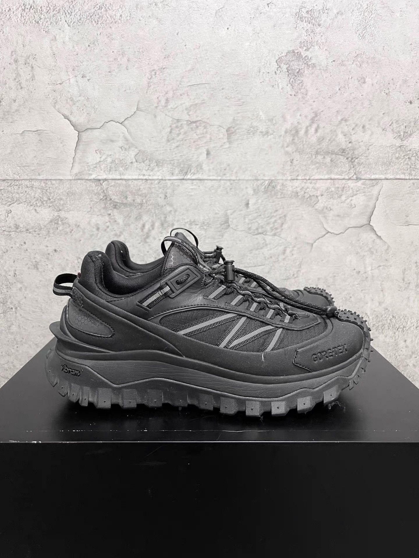 Moncler Moncler Black Trailgrip Sneakers K34 Size US 8 / EU 41 - 4 Thumbnail