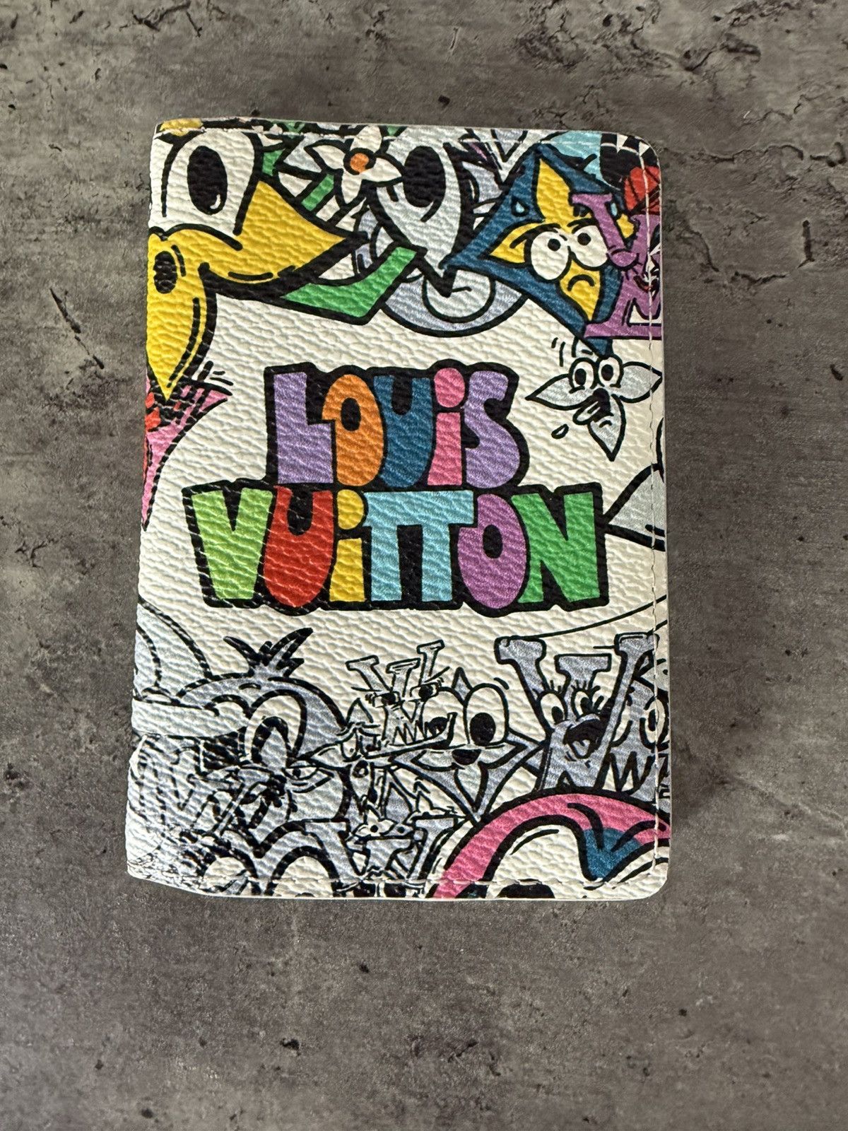 Louis Vuitton Louis Vuitton Comic pocket organizer RARE Size ONE SIZE - 1 Thumbnail