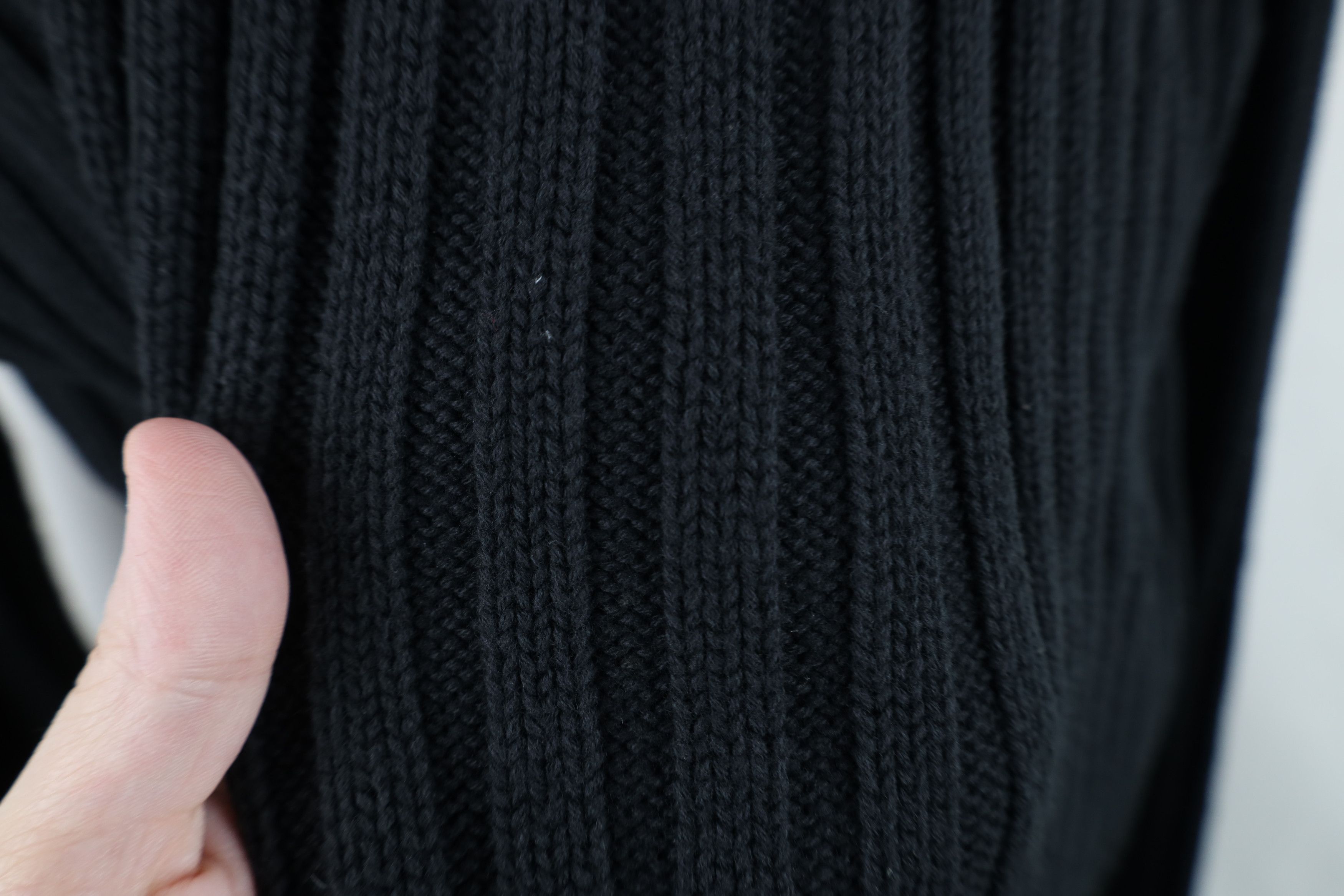 Vintage Vintage 90s Streetewear Heavyweight Ribbed Knit Sweater Size US XL / EU 56 / 4 - 8 Thumbnail