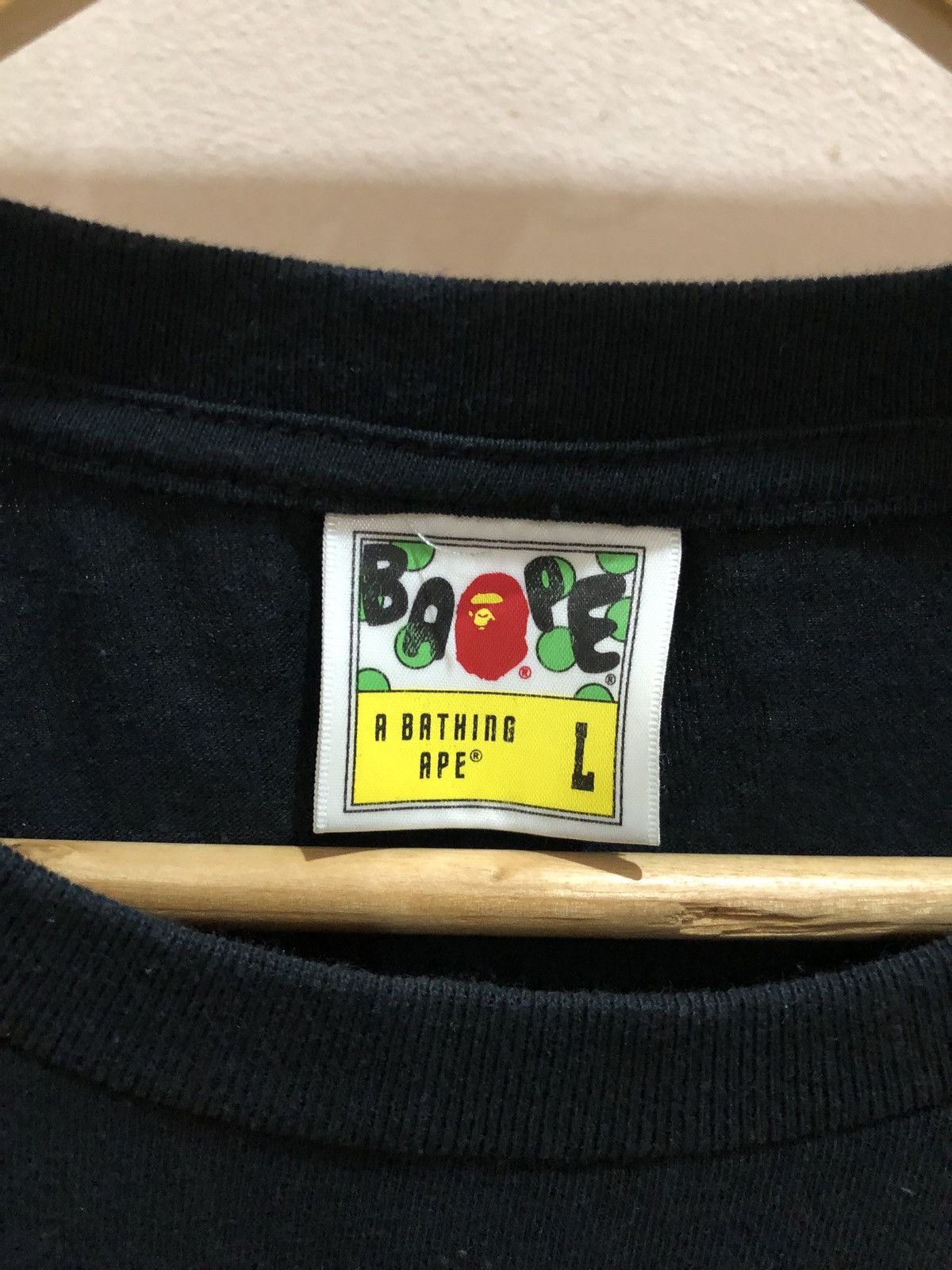 Bape Multi Camo Shark Tee Size US L / EU 52-54 / 3 - 5 Thumbnail